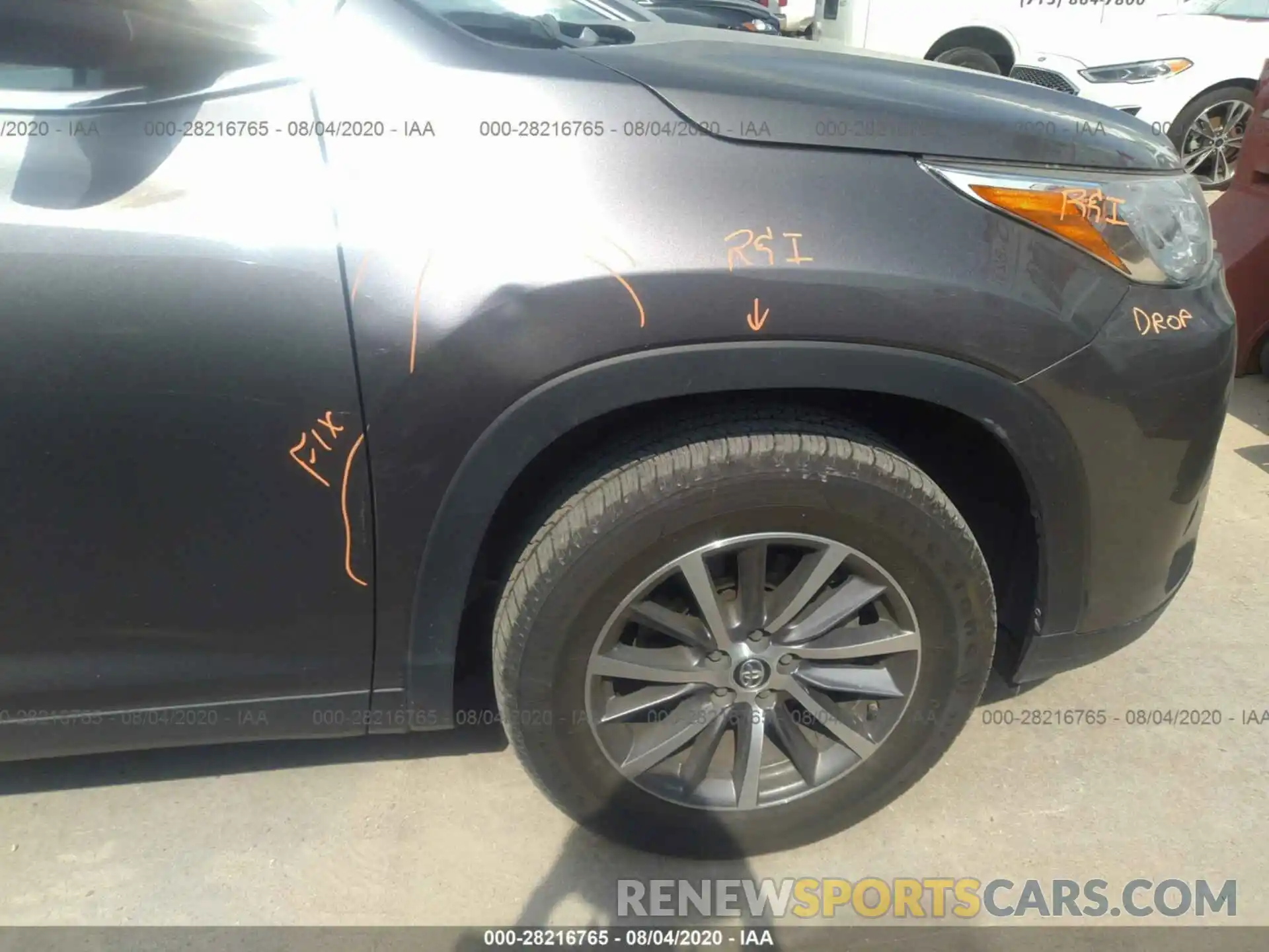 6 Photograph of a damaged car 5TDKZRFH2KS312613 TOYOTA HIGHLANDER 2019