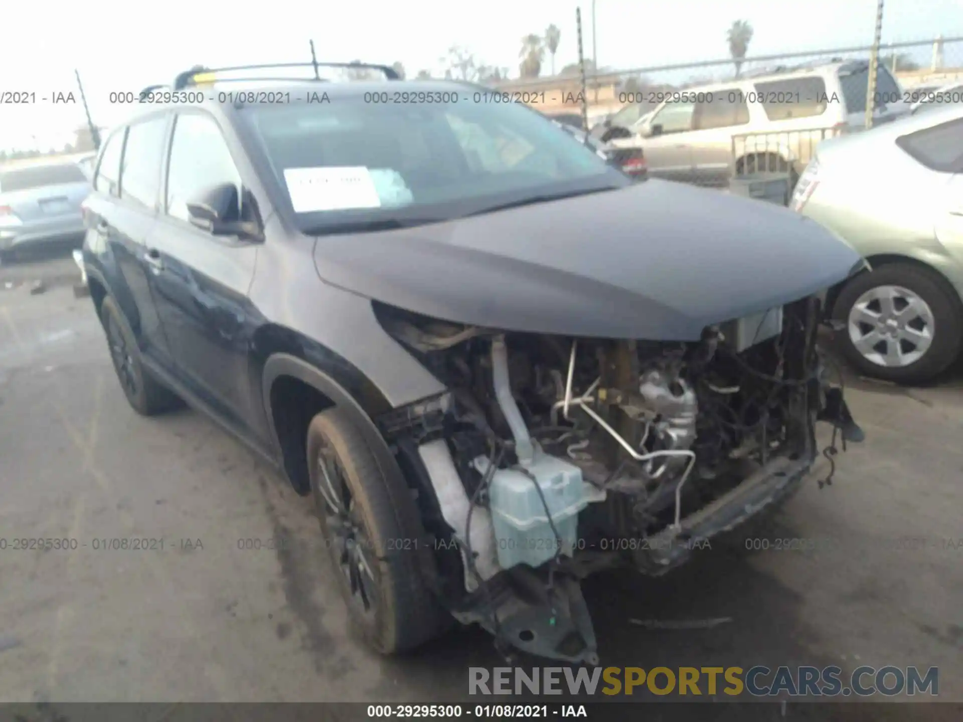 1 Photograph of a damaged car 5TDKZRFH2KS312756 TOYOTA HIGHLANDER 2019