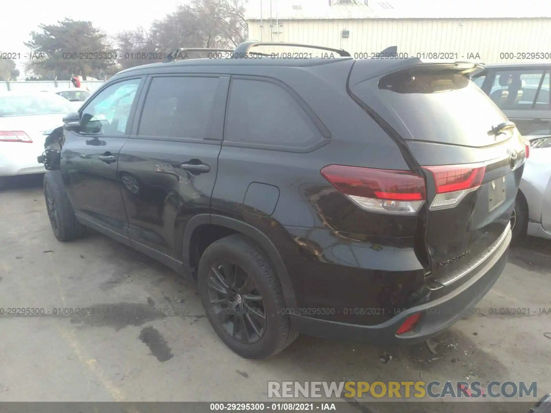 3 Photograph of a damaged car 5TDKZRFH2KS312756 TOYOTA HIGHLANDER 2019