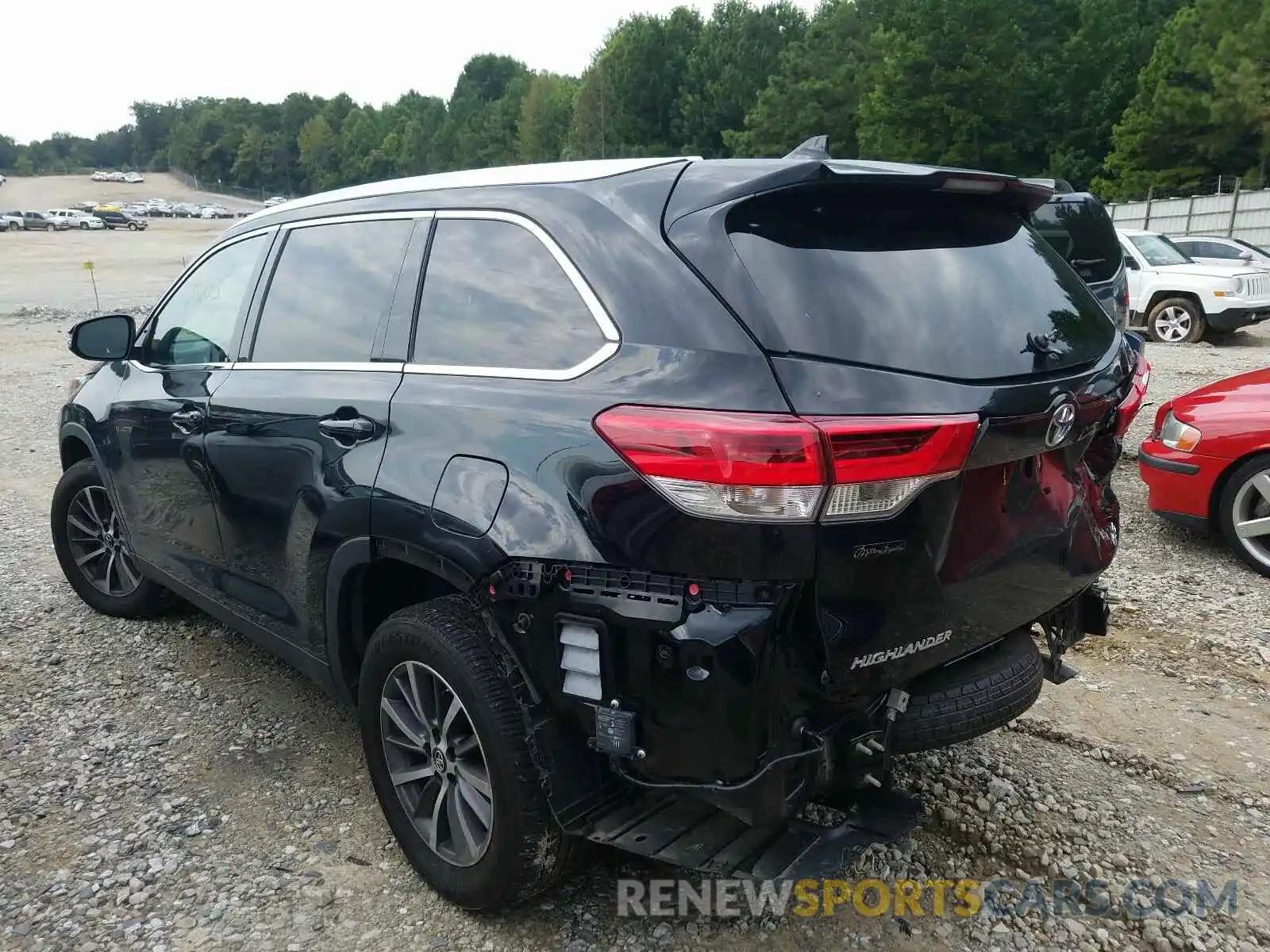 3 Photograph of a damaged car 5TDKZRFH2KS318590 TOYOTA HIGHLANDER 2019