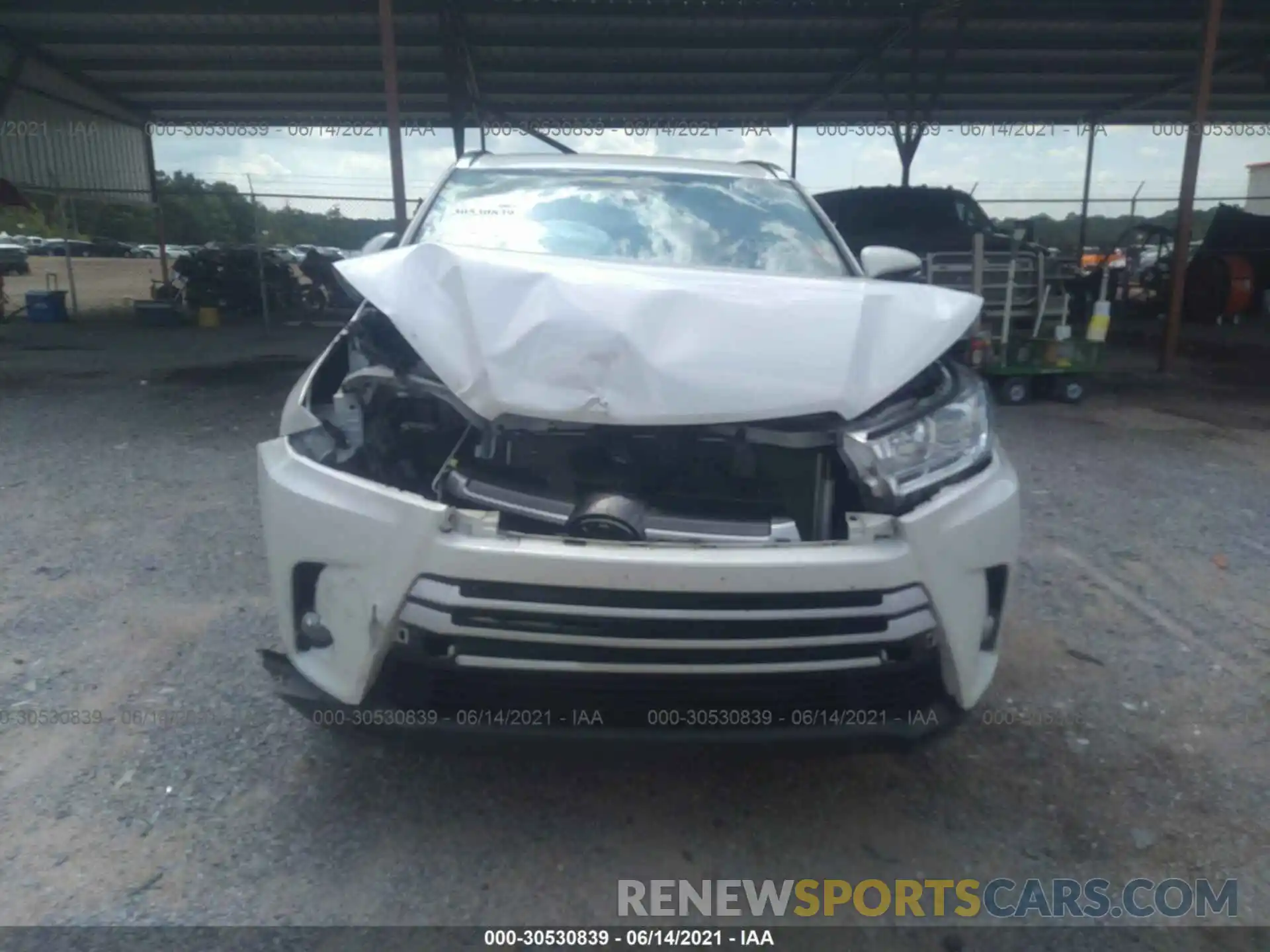 6 Photograph of a damaged car 5TDKZRFH2KS331288 TOYOTA HIGHLANDER 2019