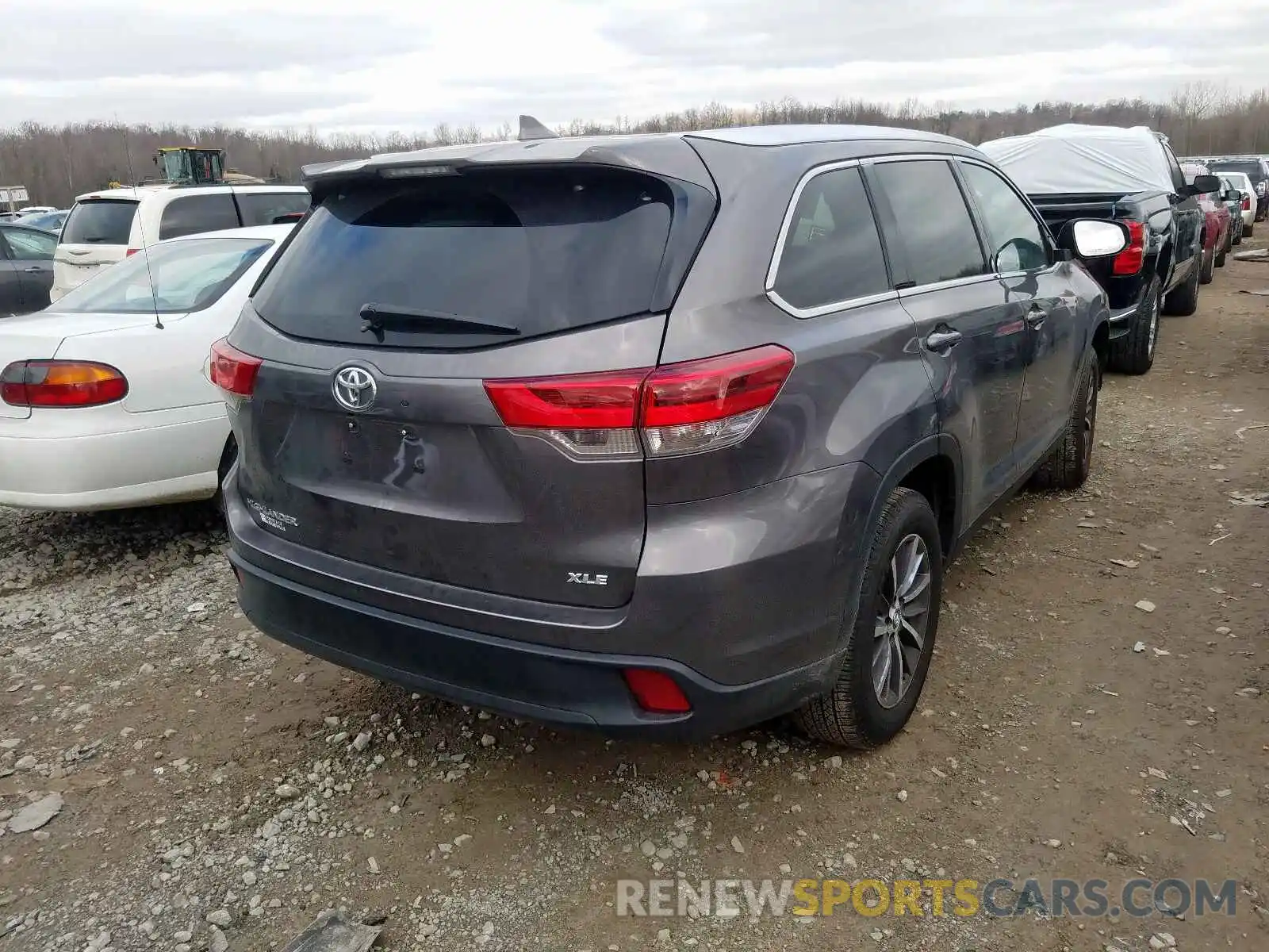 4 Фотография поврежденного автомобиля 5TDKZRFH2KS333087 TOYOTA HIGHLANDER 2019