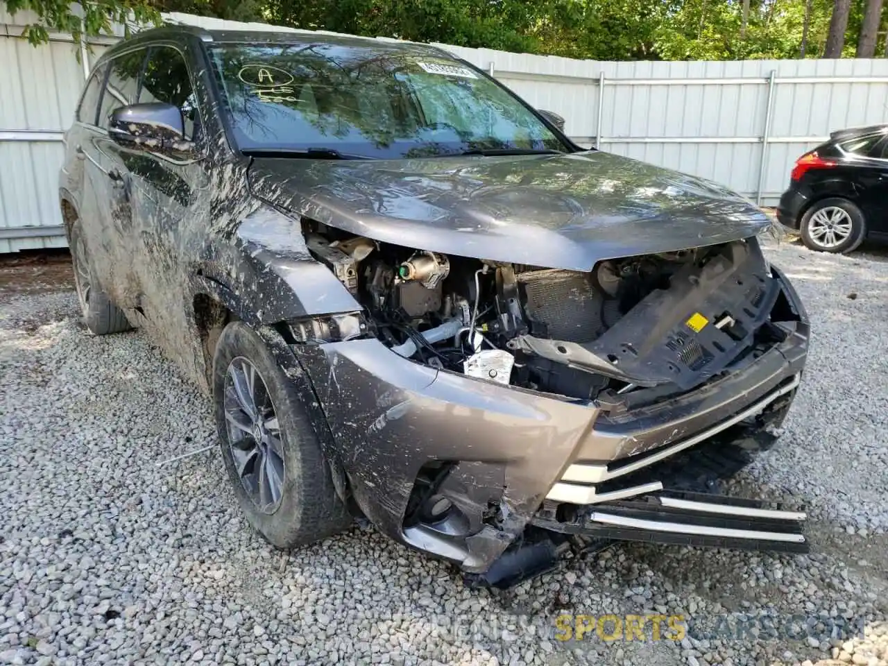 1 Photograph of a damaged car 5TDKZRFH2KS333431 TOYOTA HIGHLANDER 2019