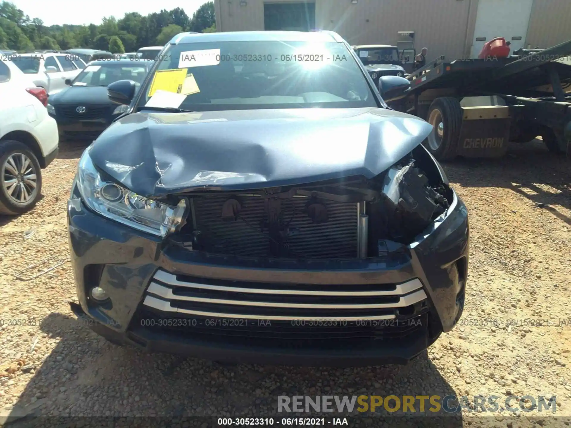 6 Photograph of a damaged car 5TDKZRFH2KS342226 TOYOTA HIGHLANDER 2019