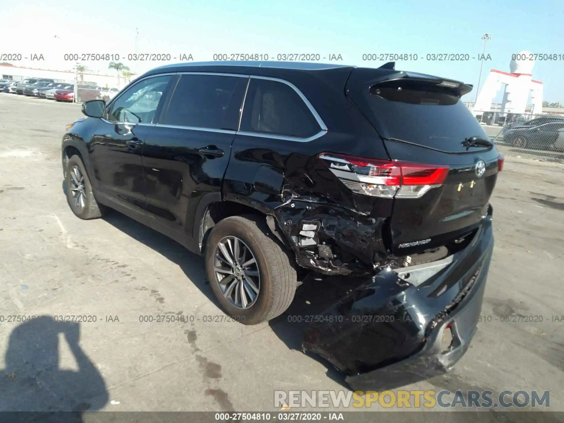 3 Photograph of a damaged car 5TDKZRFH2KS551174 TOYOTA HIGHLANDER 2019