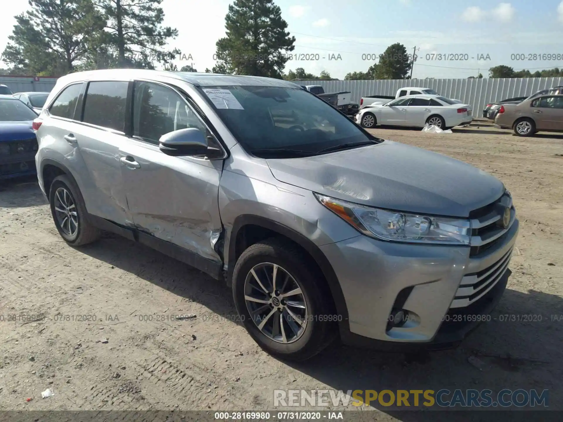 1 Photograph of a damaged car 5TDKZRFH2KS560991 TOYOTA HIGHLANDER 2019