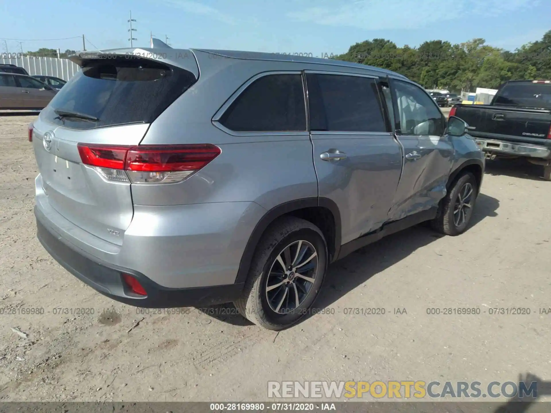 4 Фотография поврежденного автомобиля 5TDKZRFH2KS560991 TOYOTA HIGHLANDER 2019