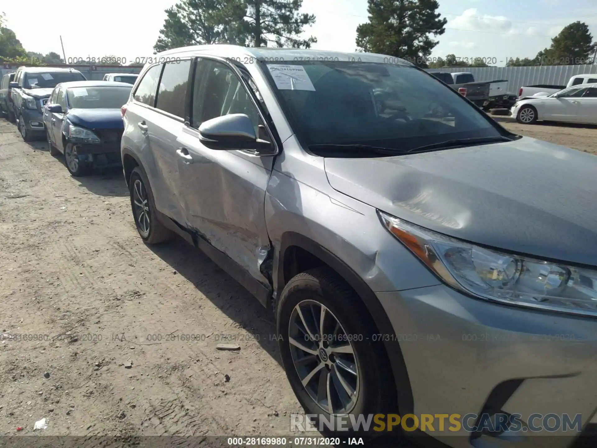 6 Photograph of a damaged car 5TDKZRFH2KS560991 TOYOTA HIGHLANDER 2019