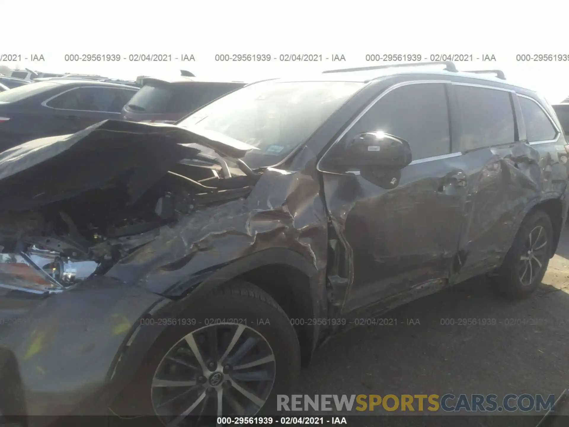 6 Photograph of a damaged car 5TDKZRFH2KS567357 TOYOTA HIGHLANDER 2019