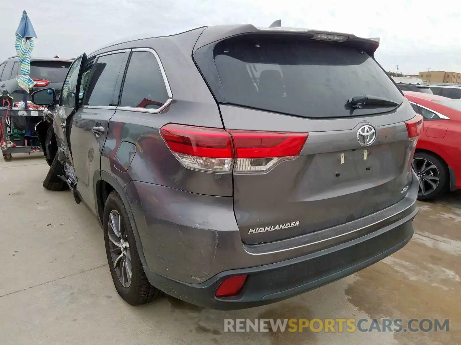 3 Photograph of a damaged car 5TDKZRFH2KS567830 TOYOTA HIGHLANDER 2019