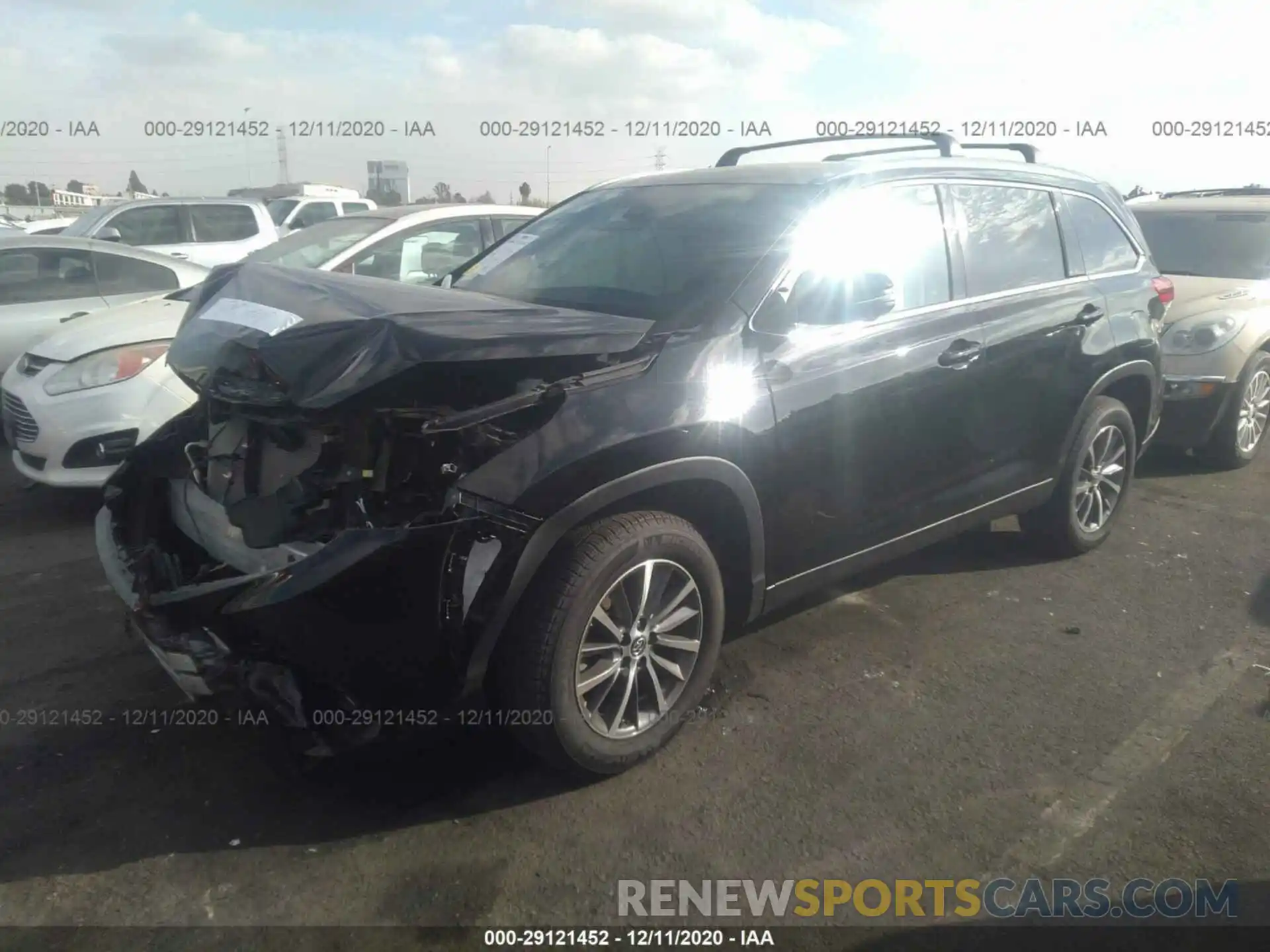 2 Фотография поврежденного автомобиля 5TDKZRFH2KS567973 TOYOTA HIGHLANDER 2019