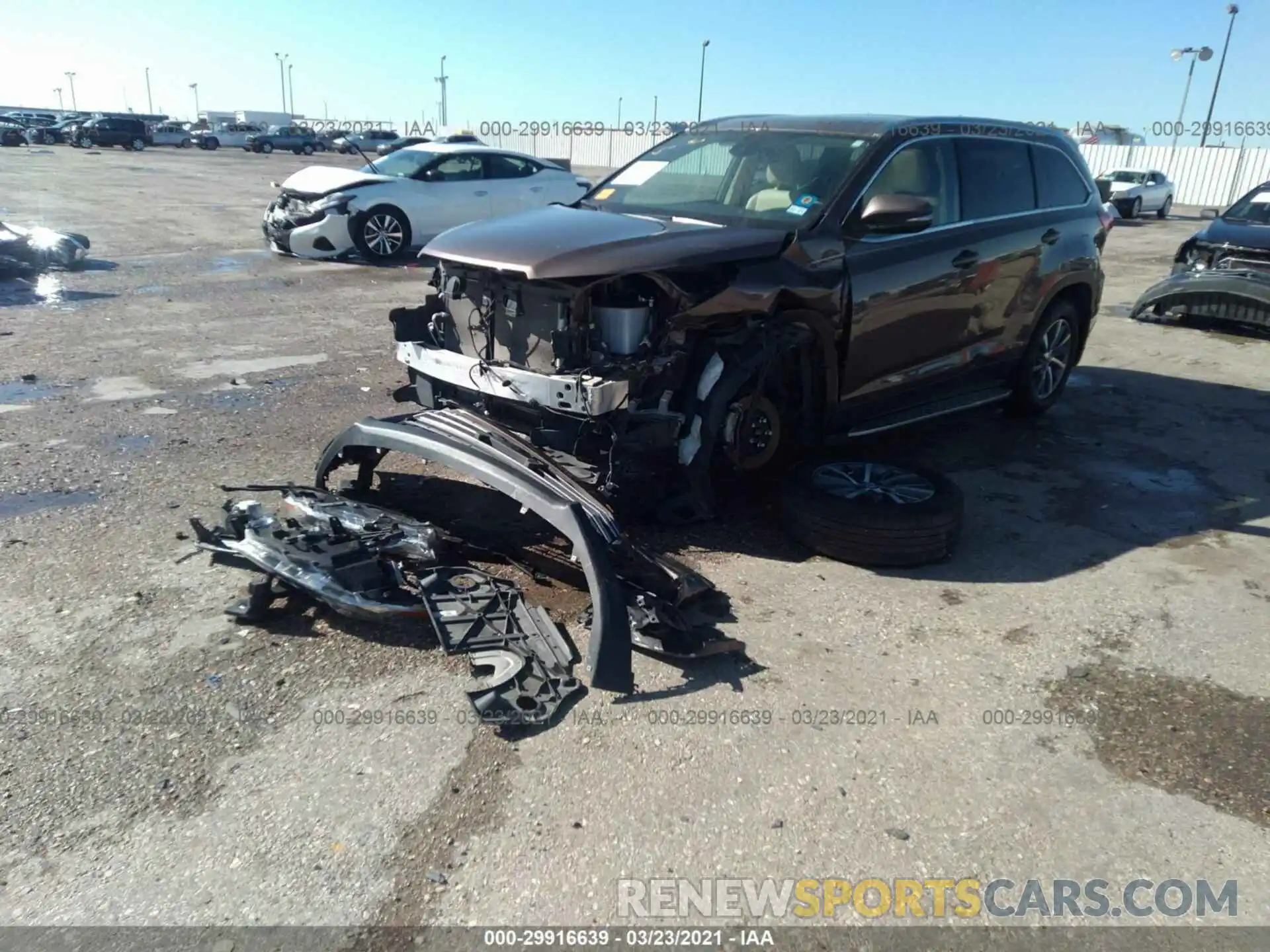 6 Photograph of a damaged car 5TDKZRFH3KS309283 TOYOTA HIGHLANDER 2019