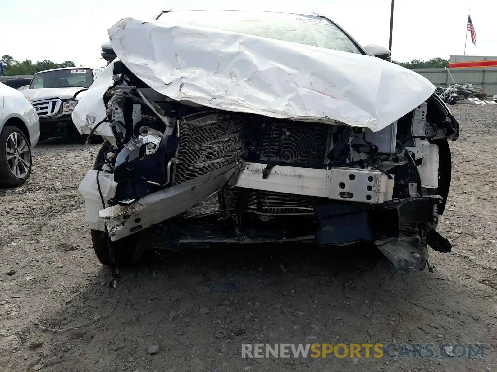 9 Photograph of a damaged car 5TDKZRFH3KS312071 TOYOTA HIGHLANDER 2019