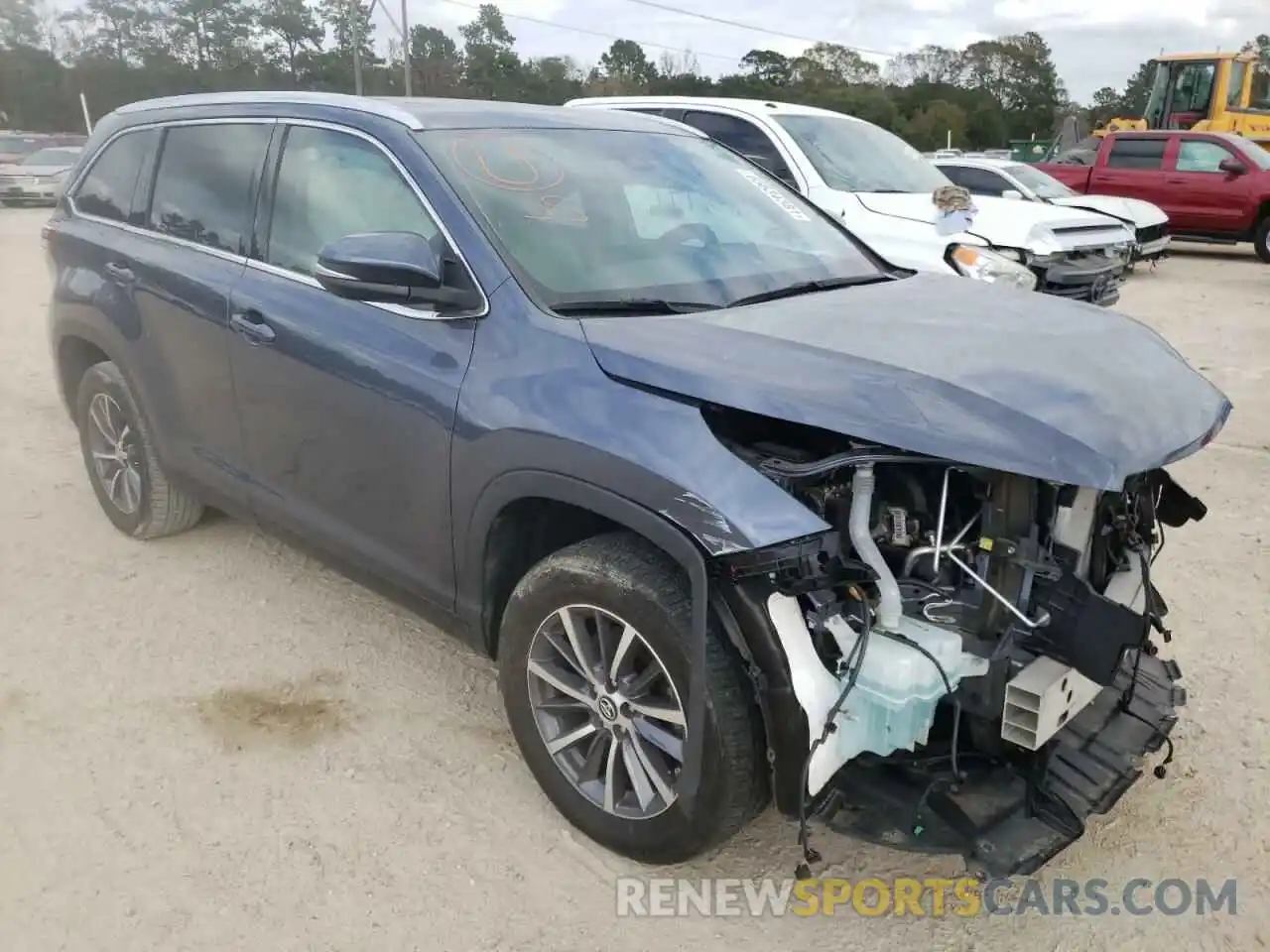 1 Photograph of a damaged car 5TDKZRFH3KS329288 TOYOTA HIGHLANDER 2019