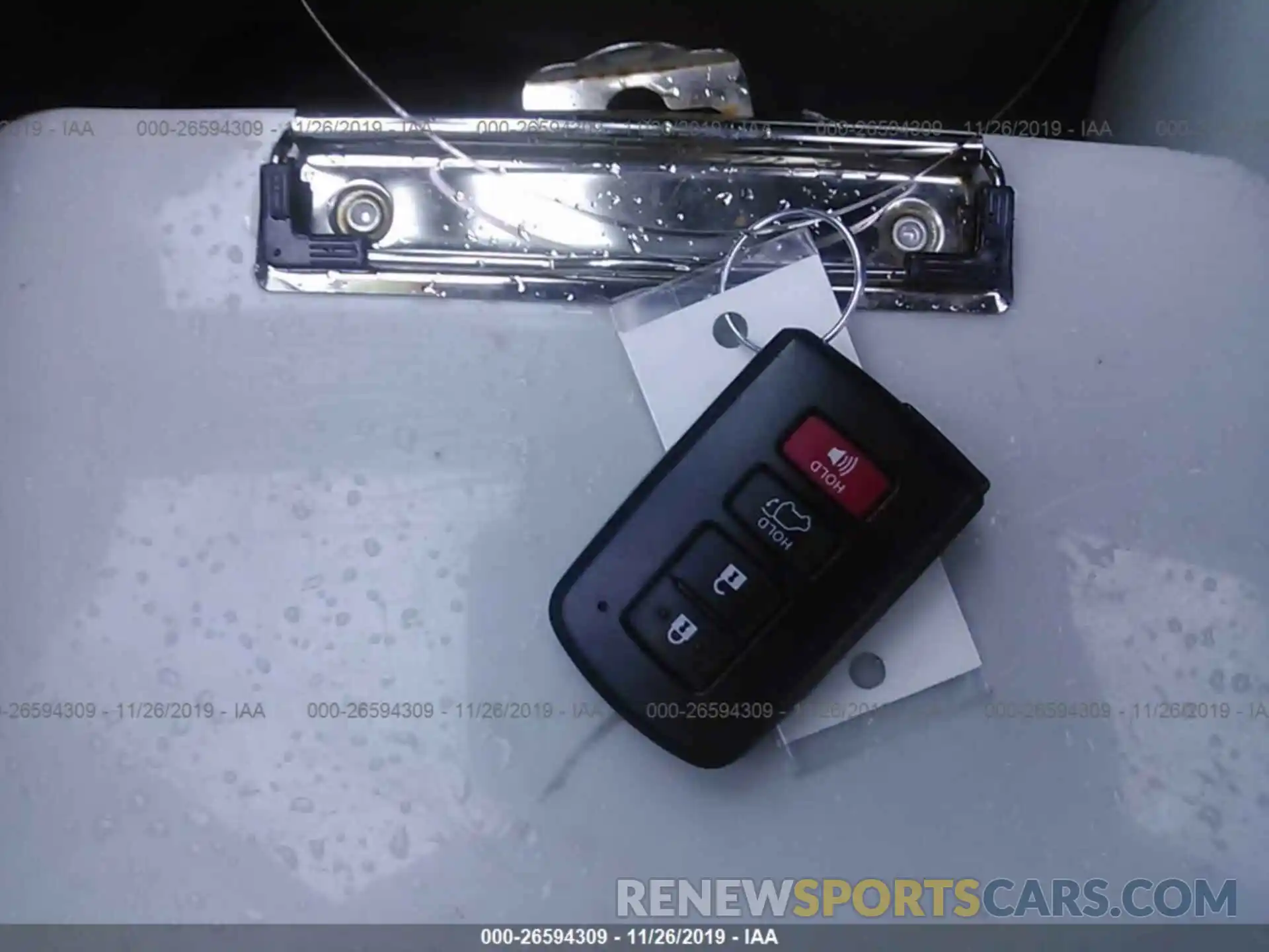 11 Photograph of a damaged car 5TDKZRFH3KS344857 TOYOTA HIGHLANDER 2019