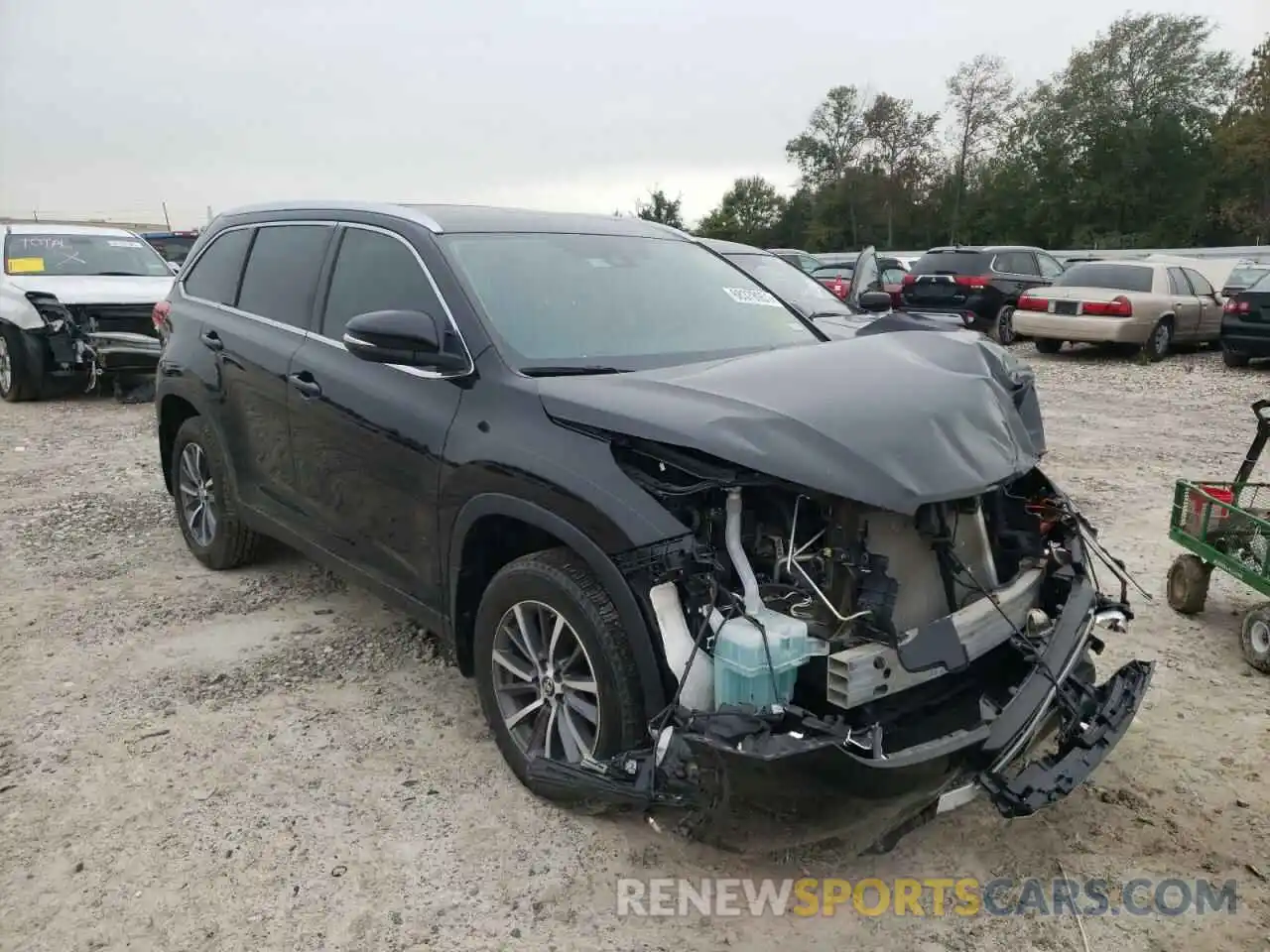 1 Photograph of a damaged car 5TDKZRFH3KS347760 TOYOTA HIGHLANDER 2019