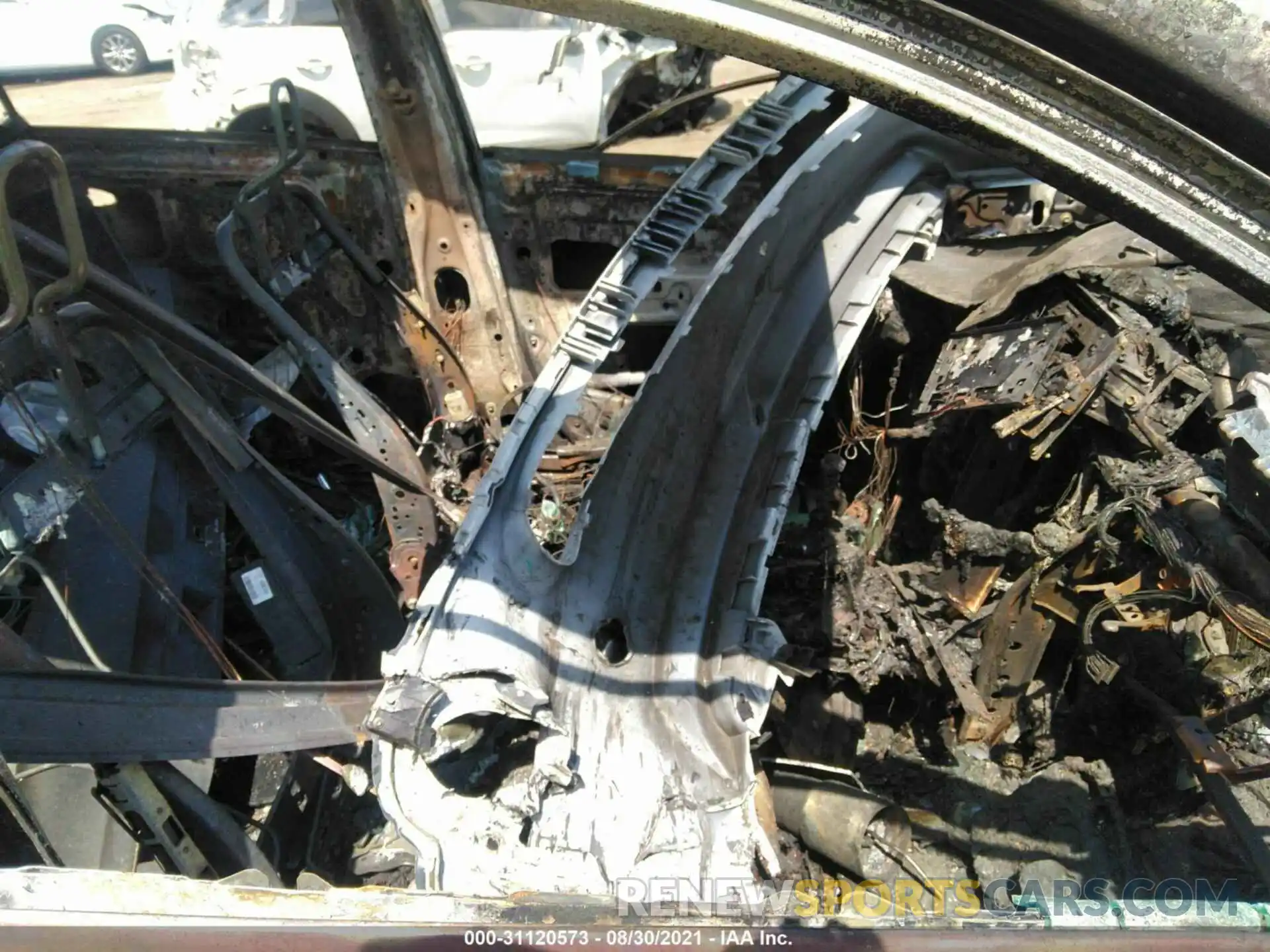 5 Photograph of a damaged car 5TDKZRFH3KS552804 TOYOTA HIGHLANDER 2019