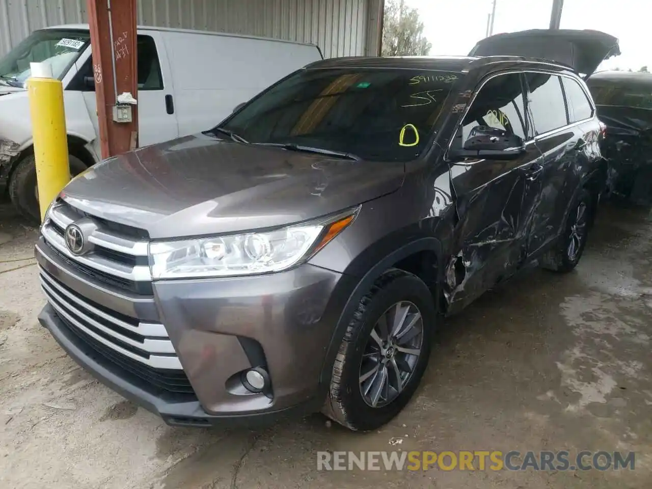 10 Фотография поврежденного автомобиля 5TDKZRFH3KS555556 TOYOTA HIGHLANDER 2019