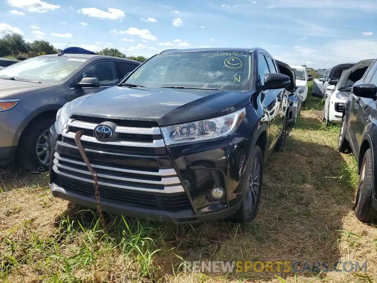 2 Фотография поврежденного автомобиля 5TDKZRFH3KS558635 TOYOTA HIGHLANDER 2019