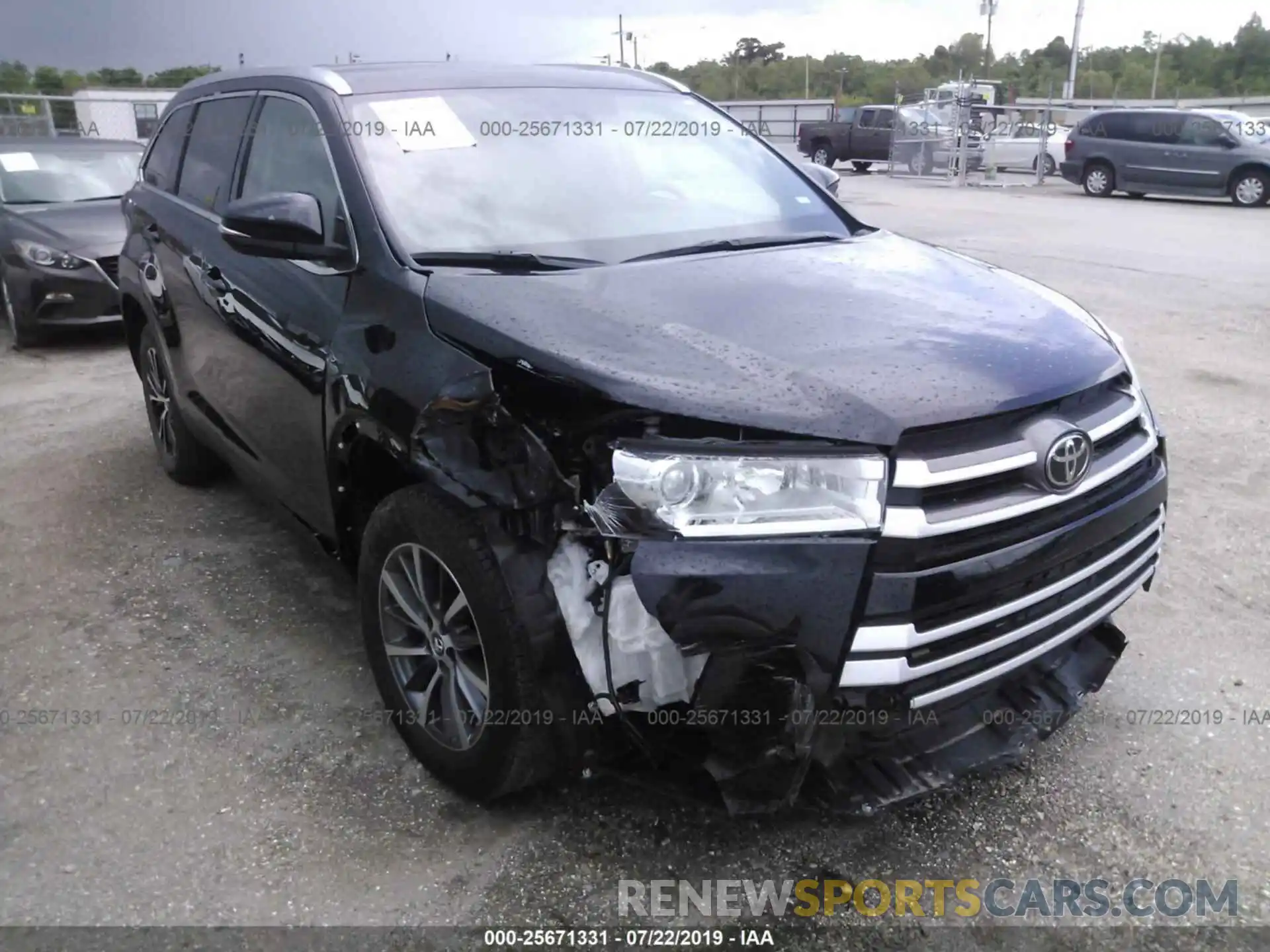 6 Photograph of a damaged car 5TDKZRFH3KS560000 TOYOTA HIGHLANDER 2019