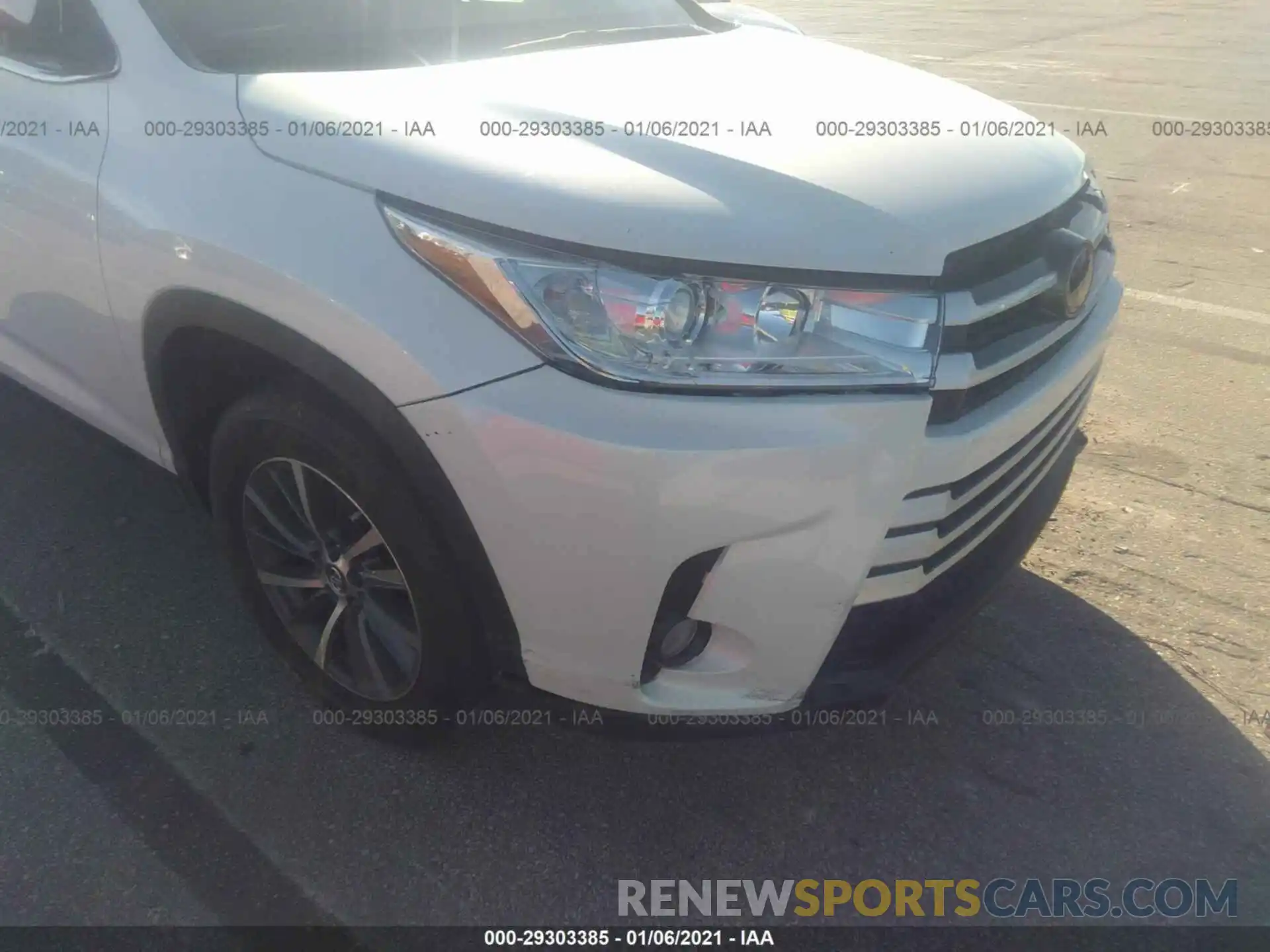 6 Photograph of a damaged car 5TDKZRFH3KS561440 TOYOTA HIGHLANDER 2019