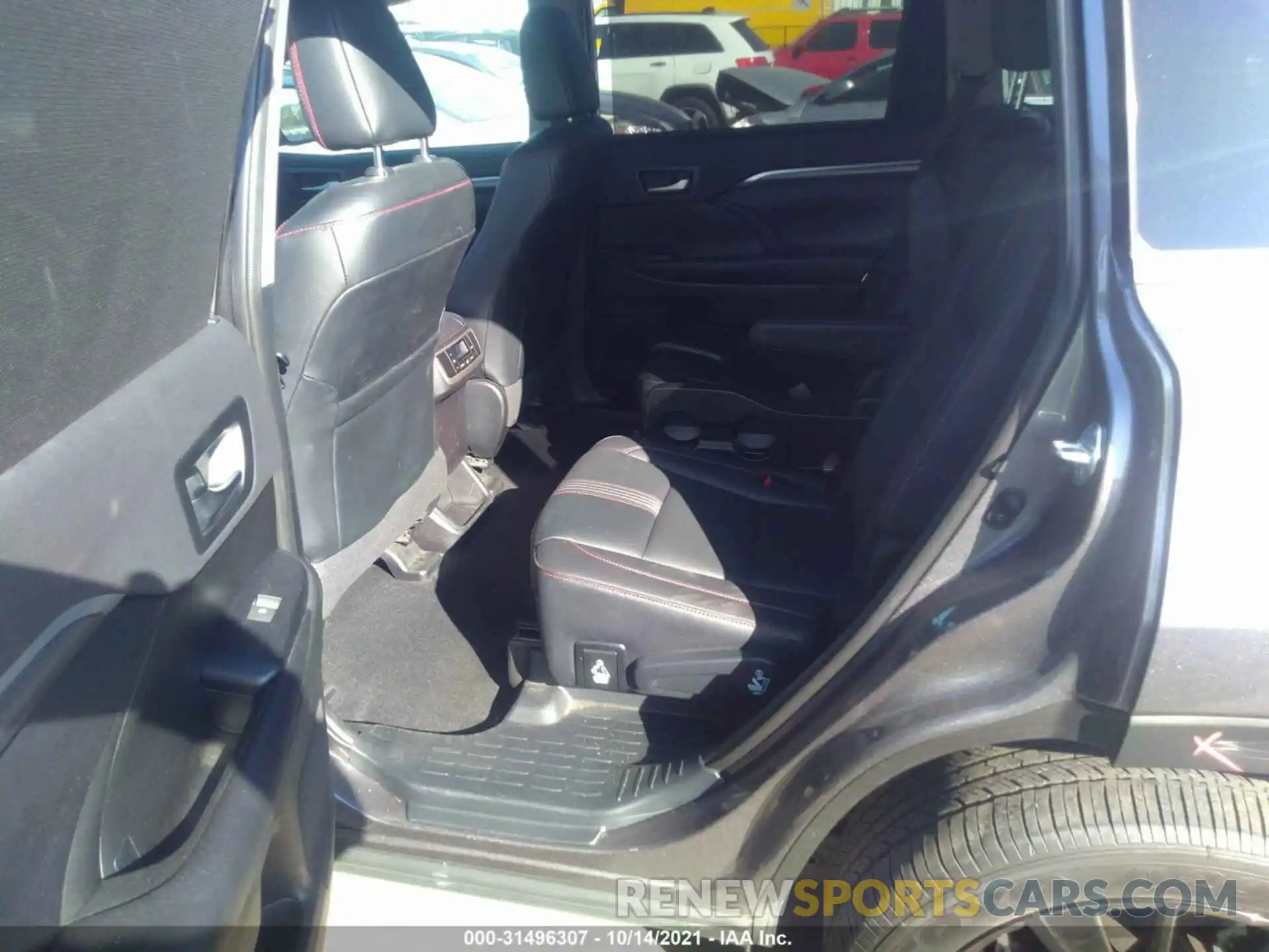 8 Фотография поврежденного автомобиля 5TDKZRFH3KS570199 TOYOTA HIGHLANDER 2019