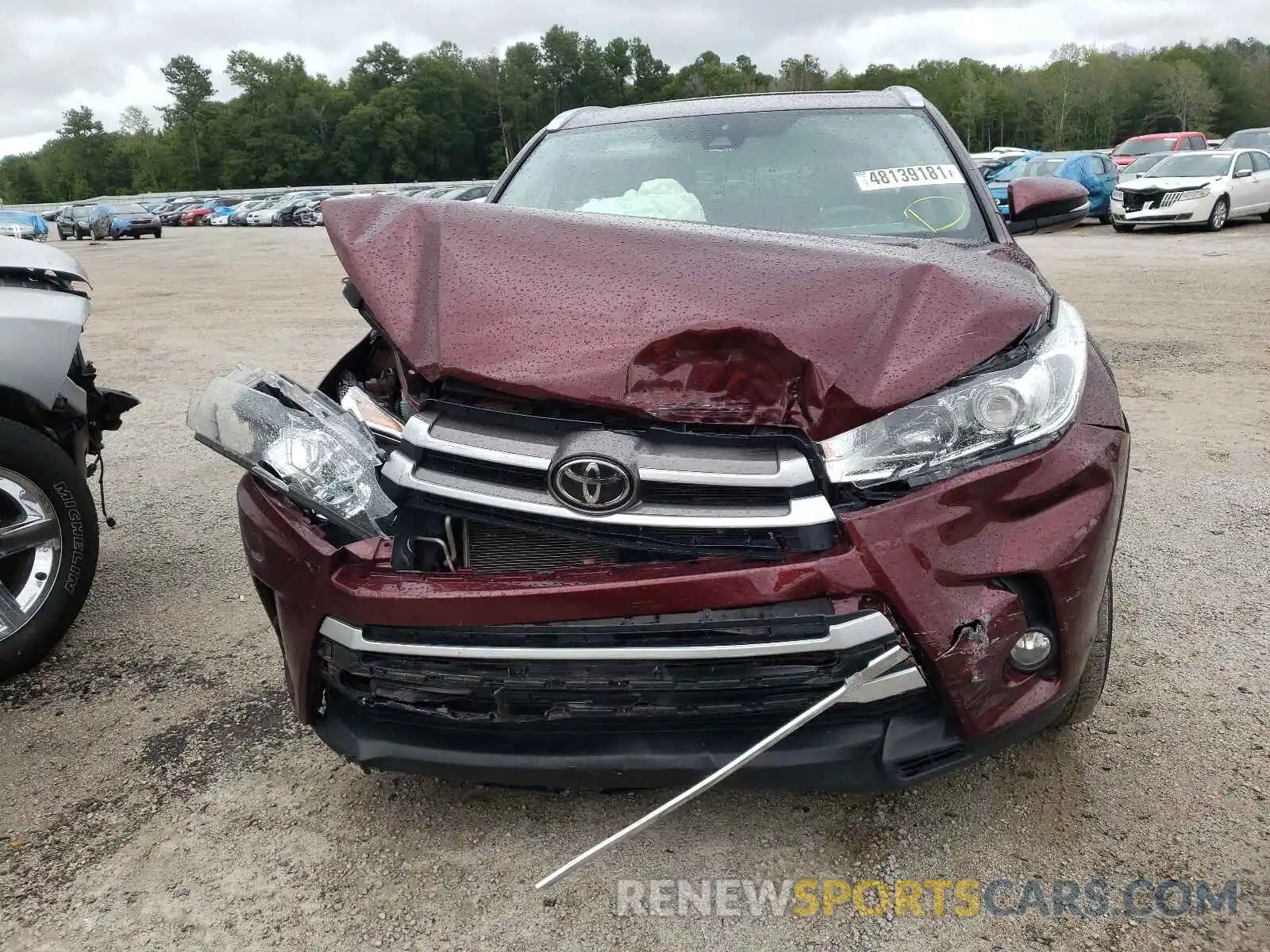 9 Photograph of a damaged car 5TDKZRFH4KS296320 TOYOTA HIGHLANDER 2019