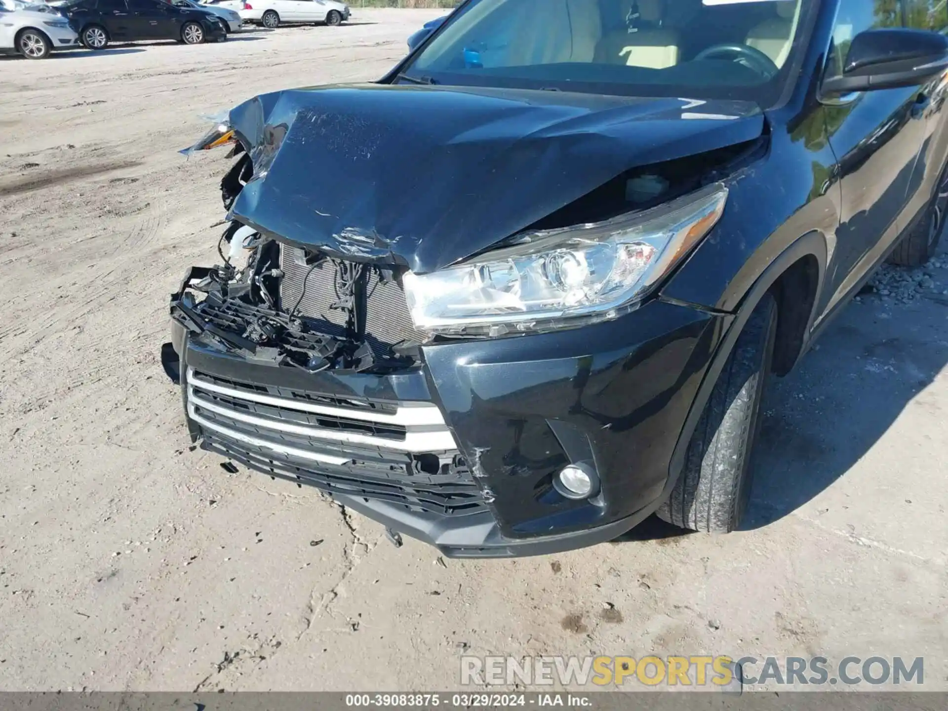 6 Photograph of a damaged car 5TDKZRFH4KS308353 TOYOTA HIGHLANDER 2019