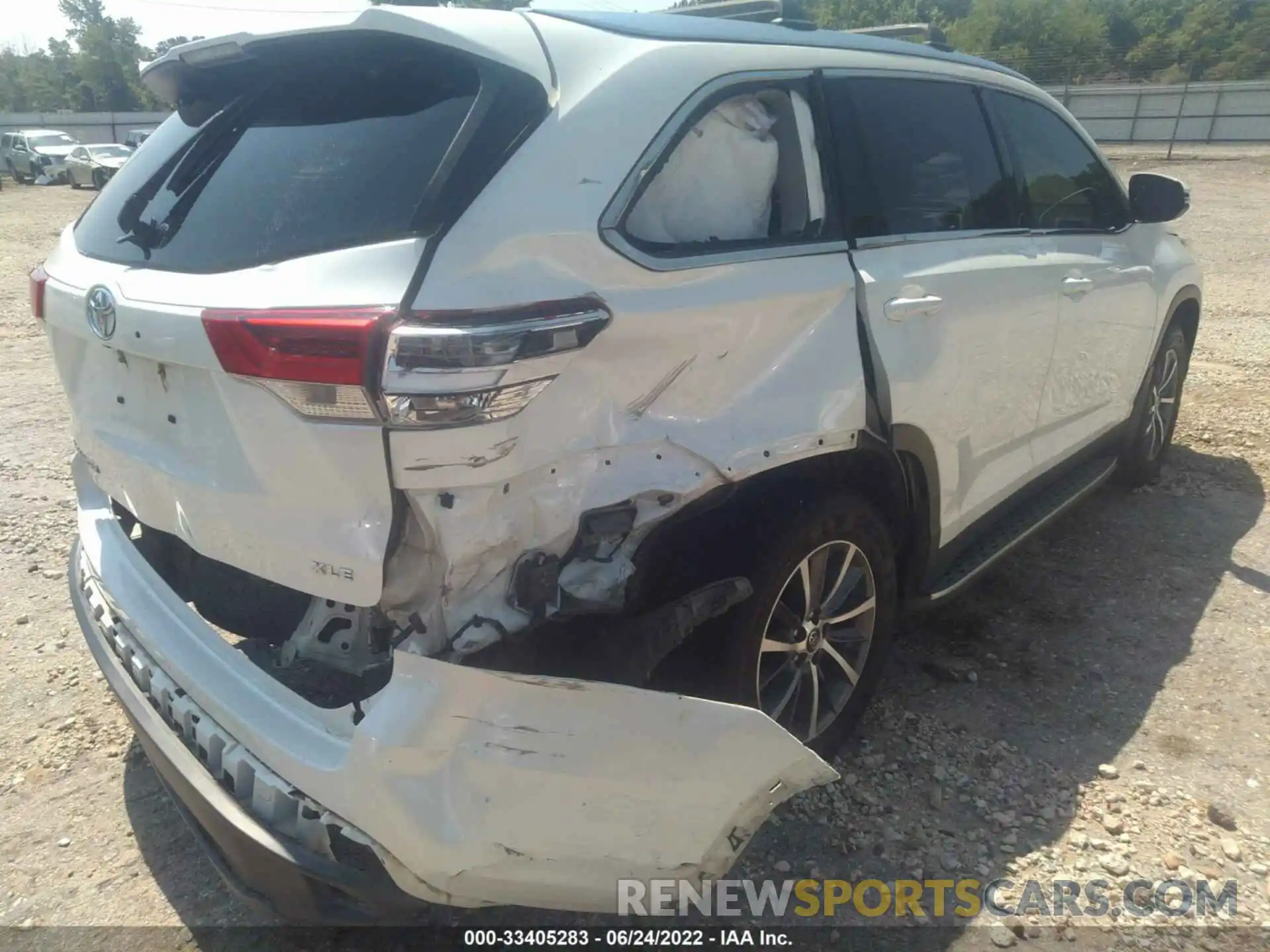 6 Photograph of a damaged car 5TDKZRFH4KS337299 TOYOTA HIGHLANDER 2019