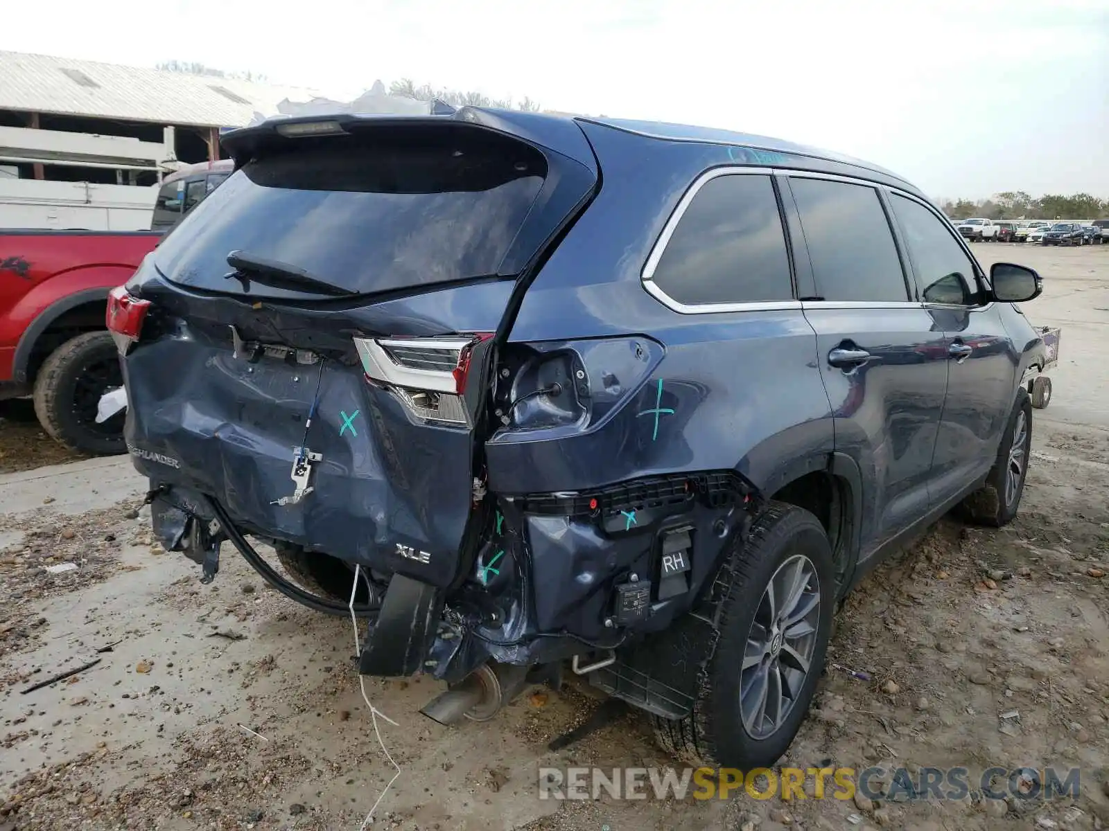 4 Фотография поврежденного автомобиля 5TDKZRFH4KS349890 TOYOTA HIGHLANDER 2019