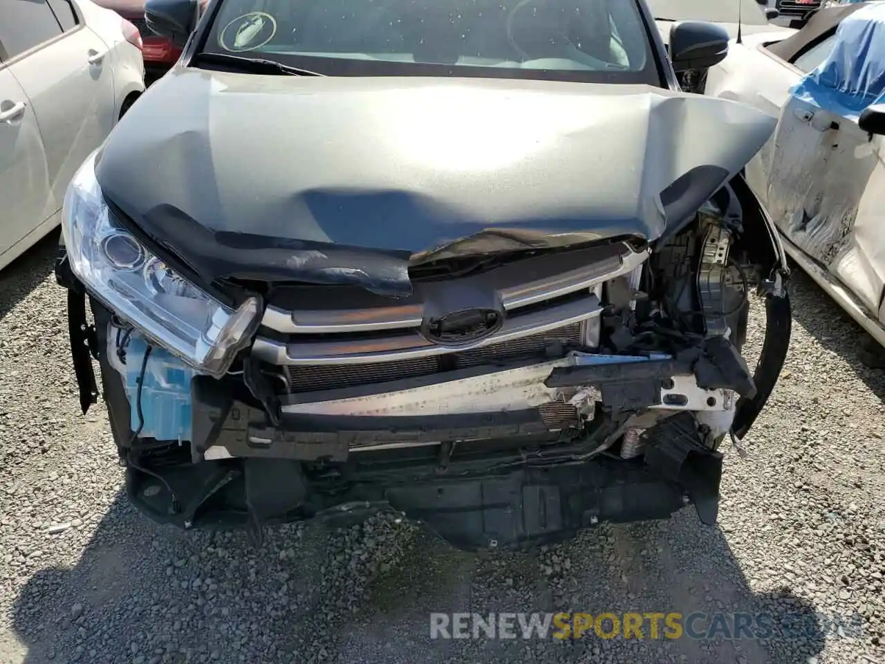 7 Photograph of a damaged car 5TDKZRFH5KS295600 TOYOTA HIGHLANDER 2019