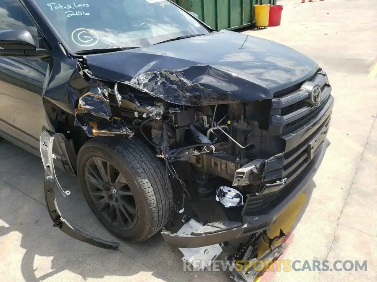 9 Photograph of a damaged car 5TDKZRFH5KS323167 TOYOTA HIGHLANDER 2019