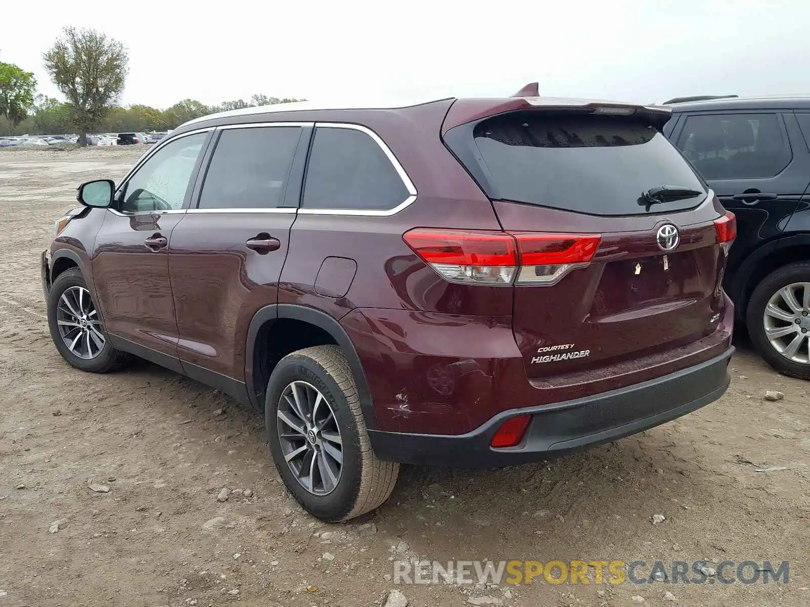 3 Фотография поврежденного автомобиля 5TDKZRFH5KS338784 TOYOTA HIGHLANDER 2019