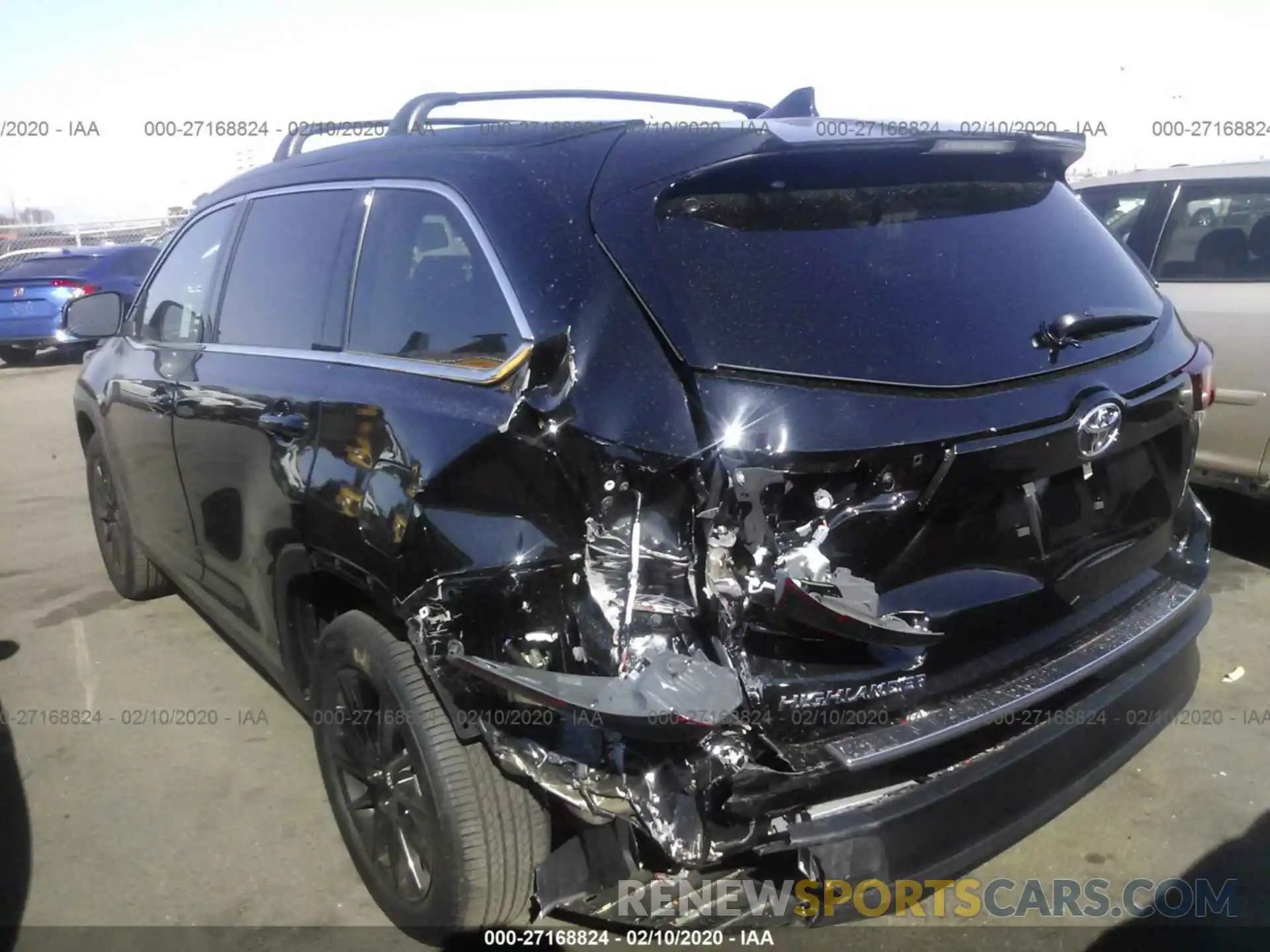 3 Photograph of a damaged car 5TDKZRFH5KS358226 TOYOTA HIGHLANDER 2019