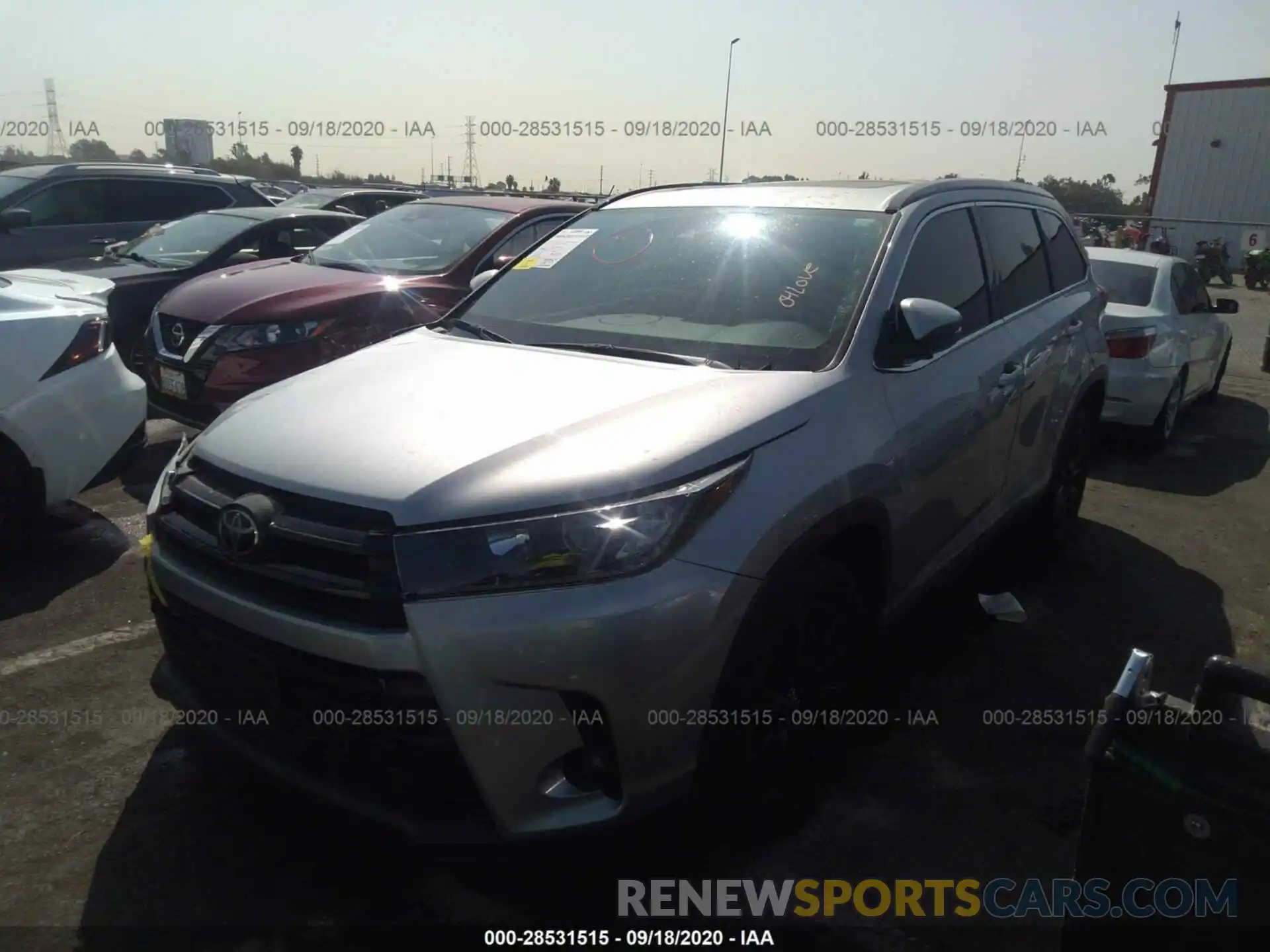 2 Фотография поврежденного автомобиля 5TDKZRFH5KS554604 TOYOTA HIGHLANDER 2019