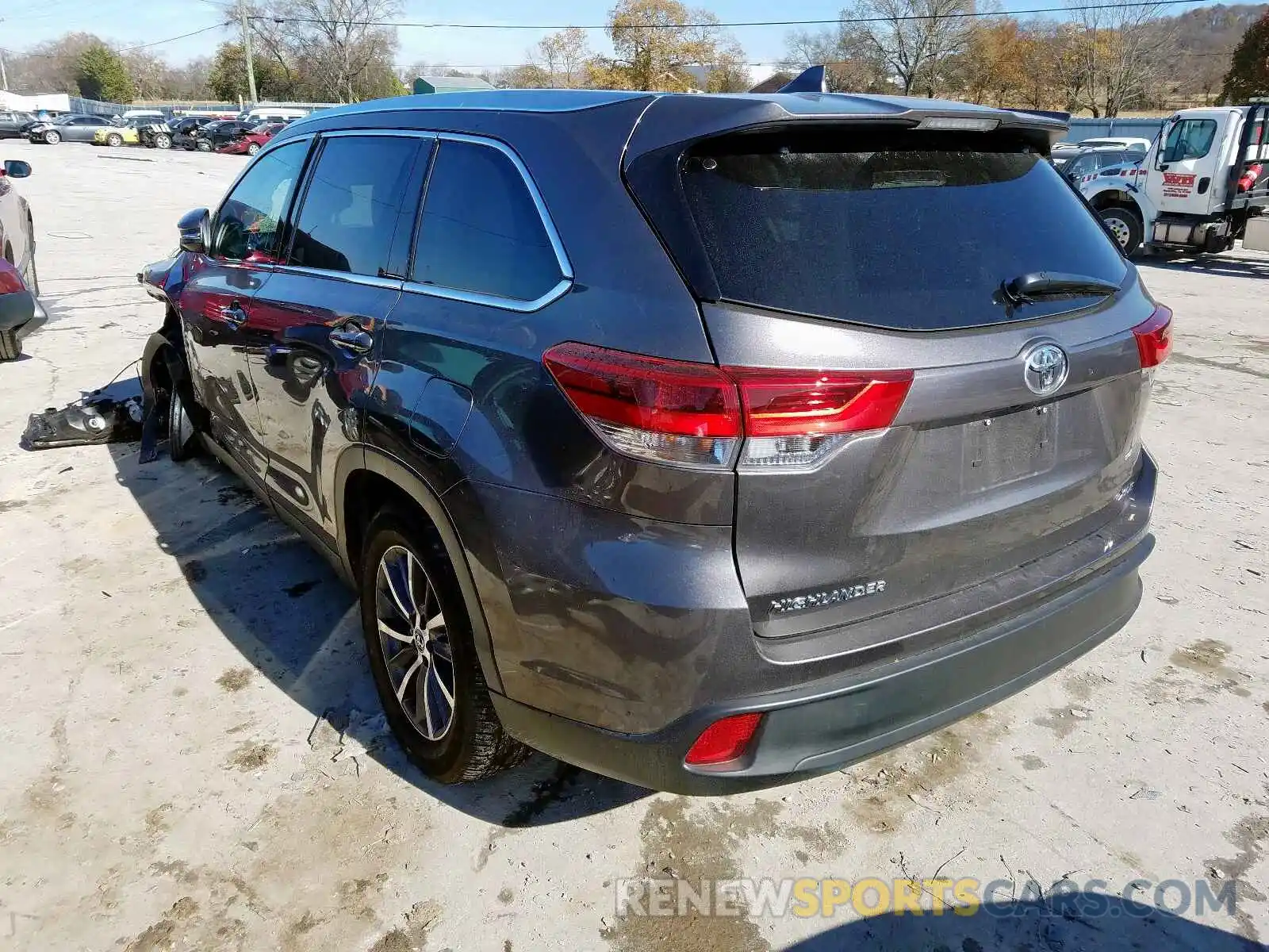 3 Фотография поврежденного автомобиля 5TDKZRFH5KS555185 TOYOTA HIGHLANDER 2019