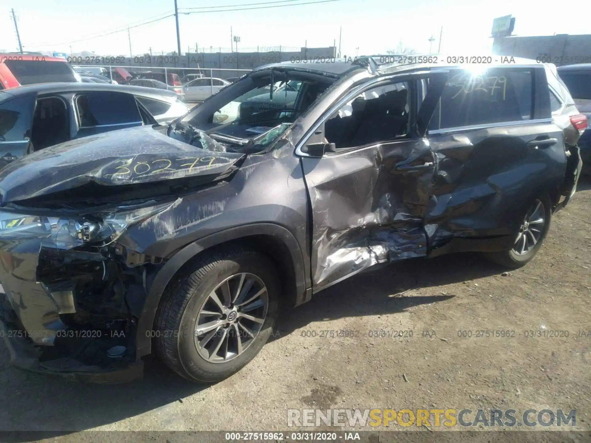 6 Photograph of a damaged car 5TDKZRFH5KS555378 TOYOTA HIGHLANDER 2019