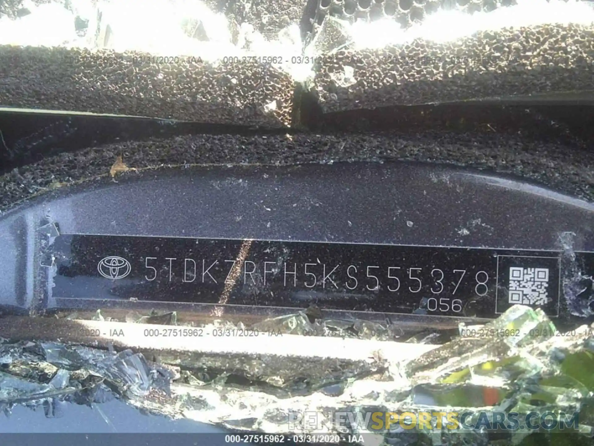 9 Photograph of a damaged car 5TDKZRFH5KS555378 TOYOTA HIGHLANDER 2019