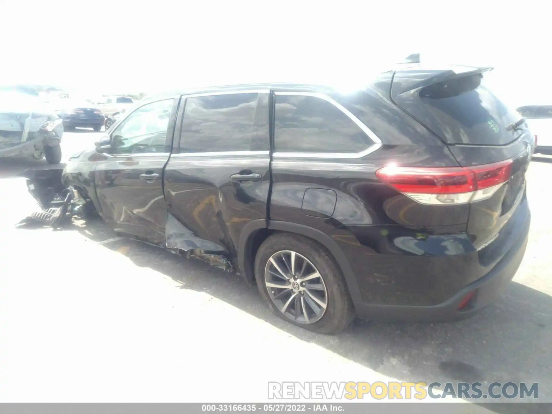 3 Фотография поврежденного автомобиля 5TDKZRFH5KS557972 TOYOTA HIGHLANDER 2019