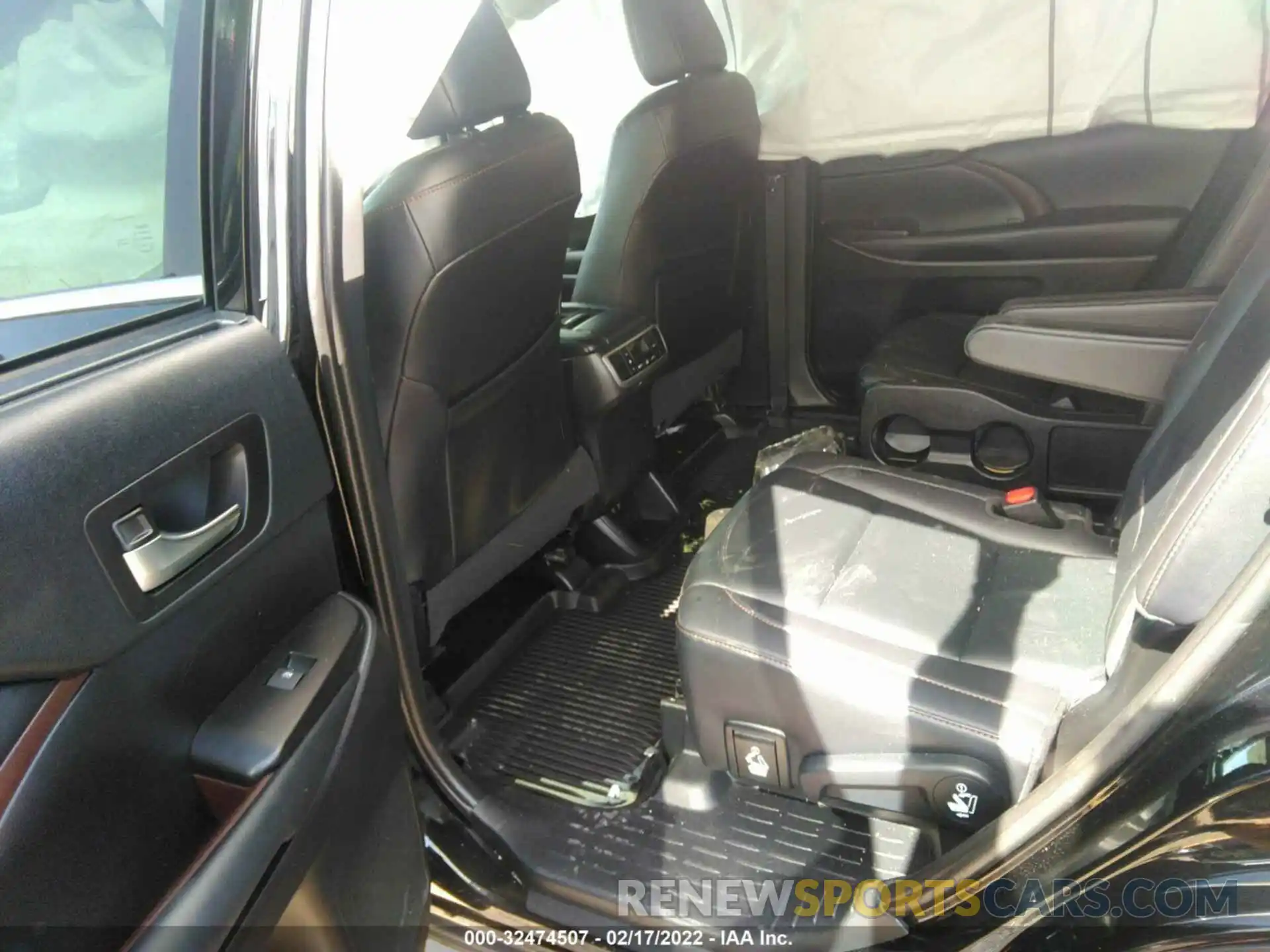 8 Фотография поврежденного автомобиля 5TDKZRFH5KS559477 TOYOTA HIGHLANDER 2019