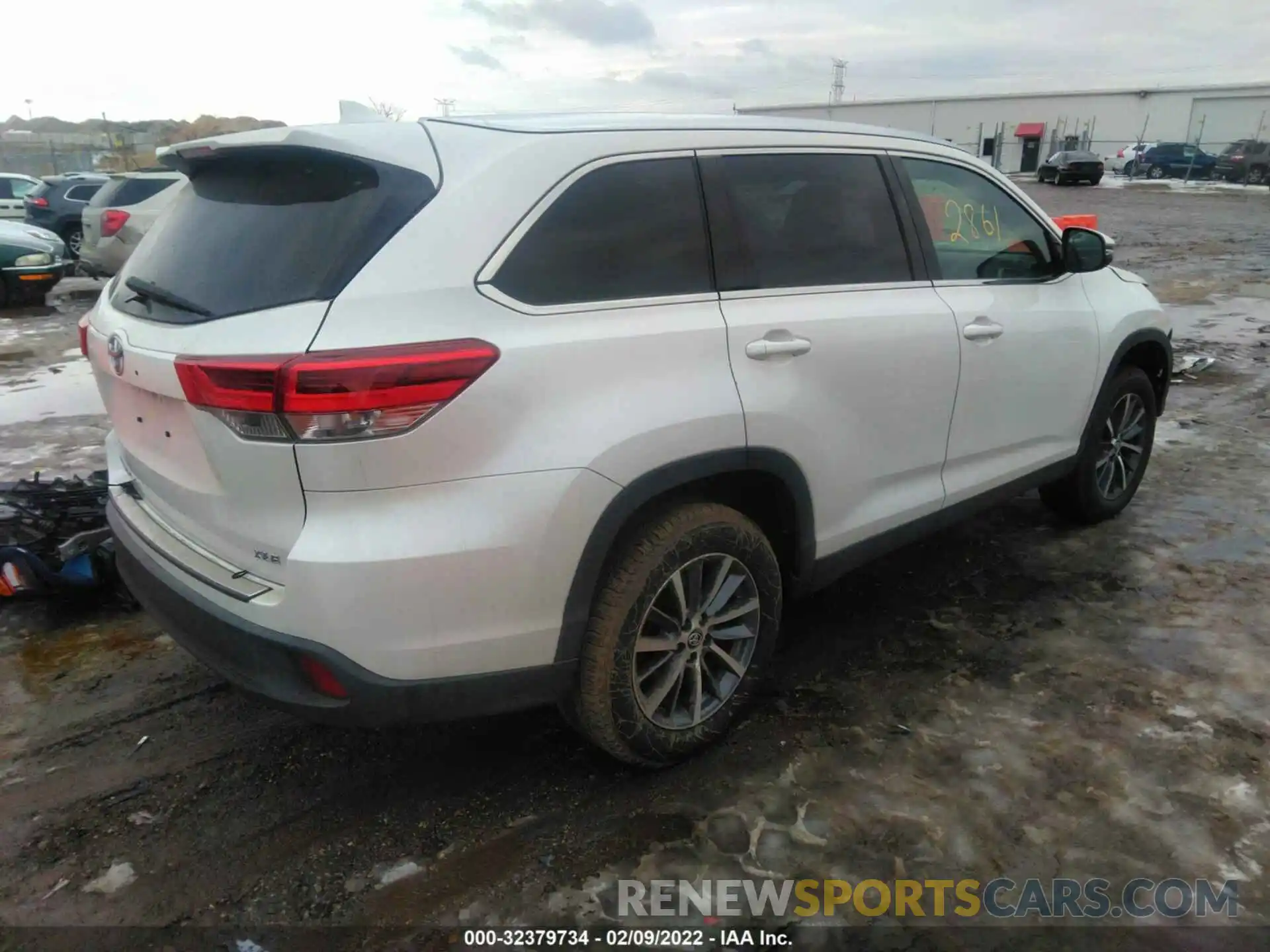 4 Фотография поврежденного автомобиля 5TDKZRFH5KS564579 TOYOTA HIGHLANDER 2019