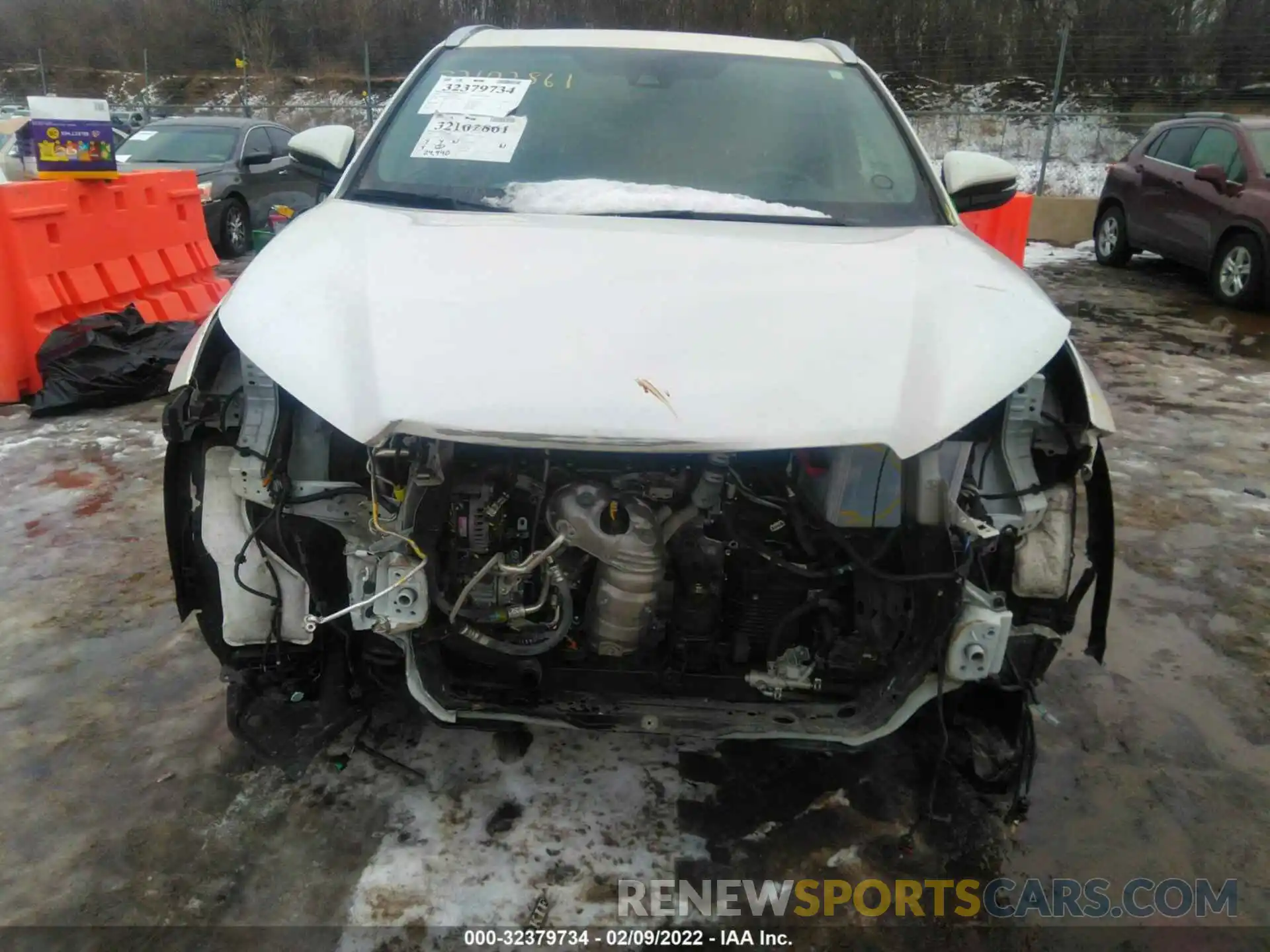 6 Photograph of a damaged car 5TDKZRFH5KS564579 TOYOTA HIGHLANDER 2019