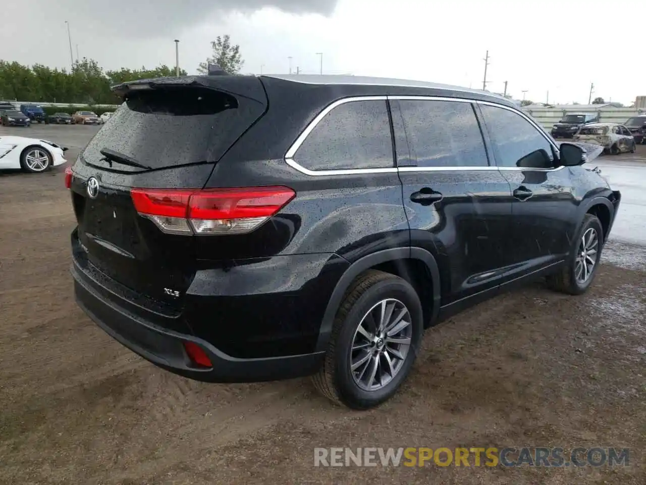 4 Фотография поврежденного автомобиля 5TDKZRFH5KS568373 TOYOTA HIGHLANDER 2019