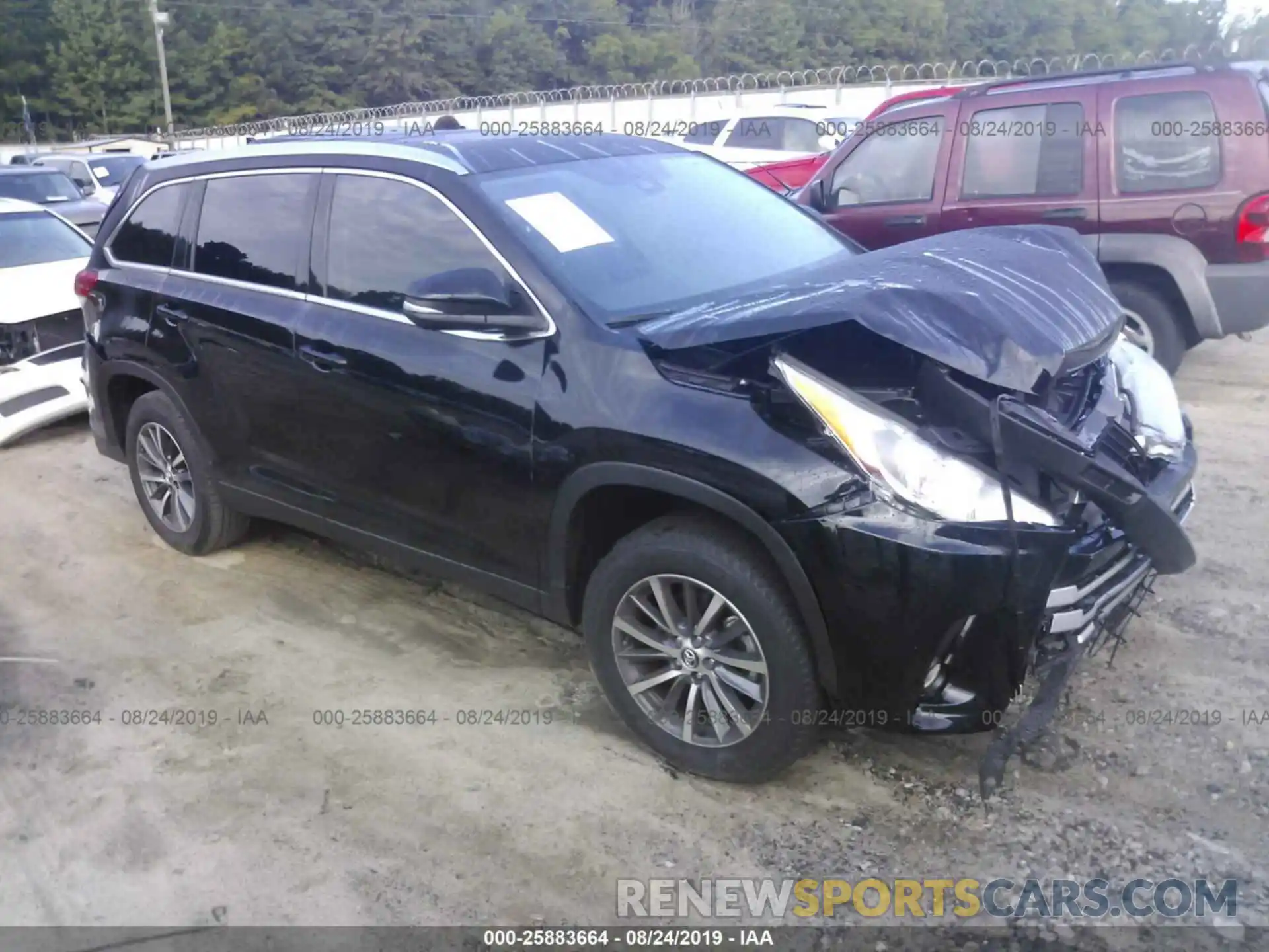 1 Photograph of a damaged car 5TDKZRFH5KS568468 TOYOTA HIGHLANDER 2019