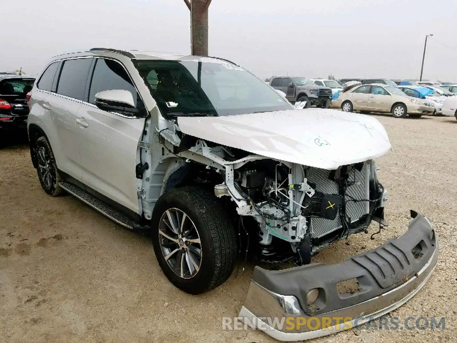 1 Фотография поврежденного автомобиля 5TDKZRFH6KS312579 TOYOTA HIGHLANDER 2019