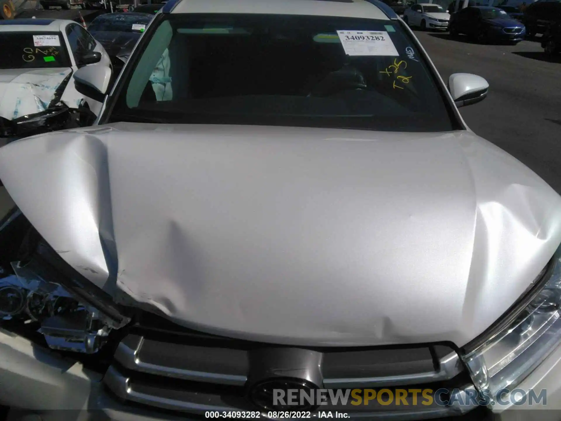 10 Photograph of a damaged car 5TDKZRFH6KS321332 TOYOTA HIGHLANDER 2019