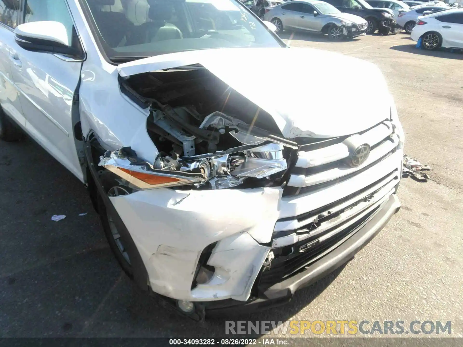 6 Photograph of a damaged car 5TDKZRFH6KS321332 TOYOTA HIGHLANDER 2019