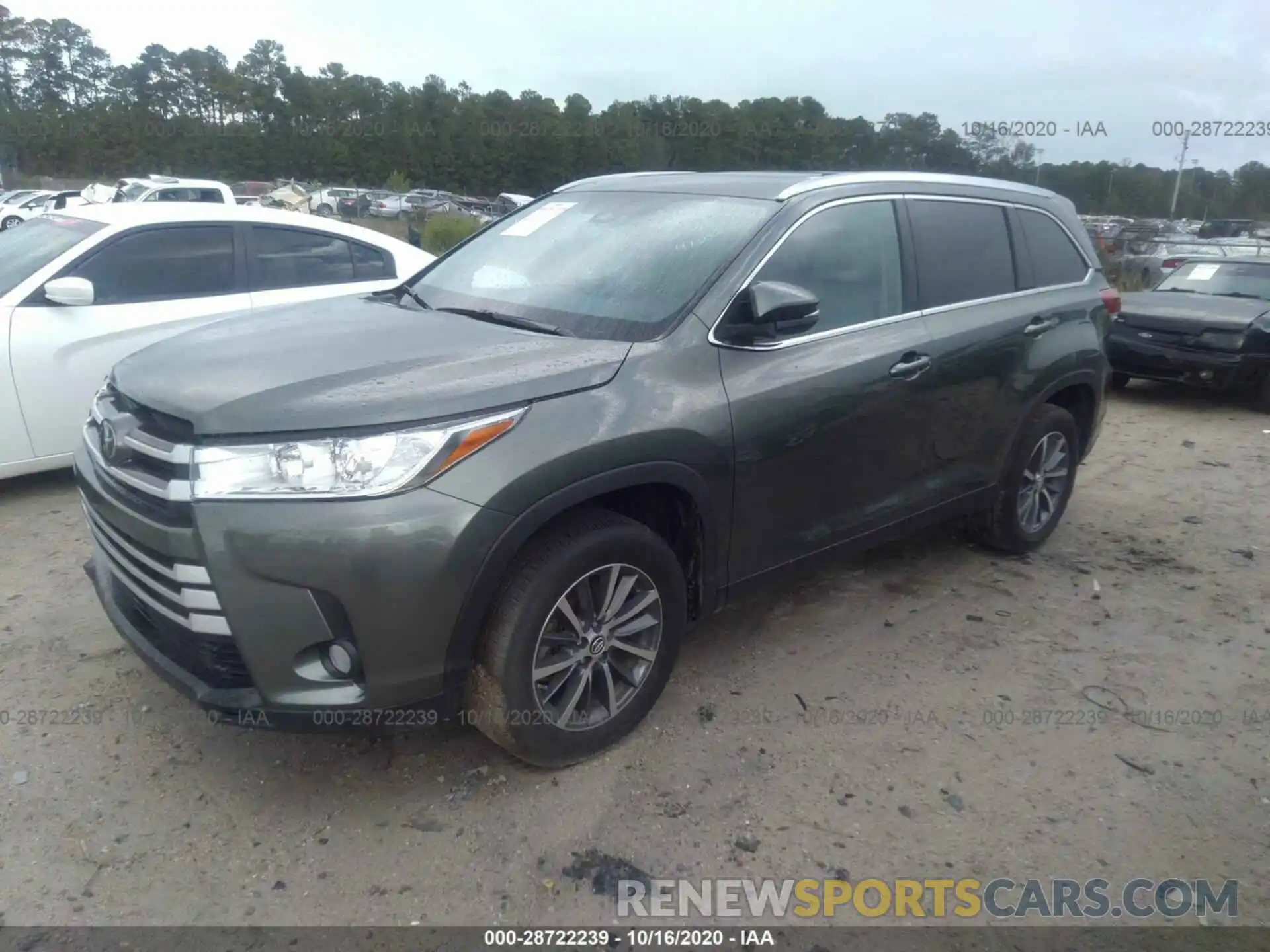 2 Photograph of a damaged car 5TDKZRFH6KS334730 TOYOTA HIGHLANDER 2019