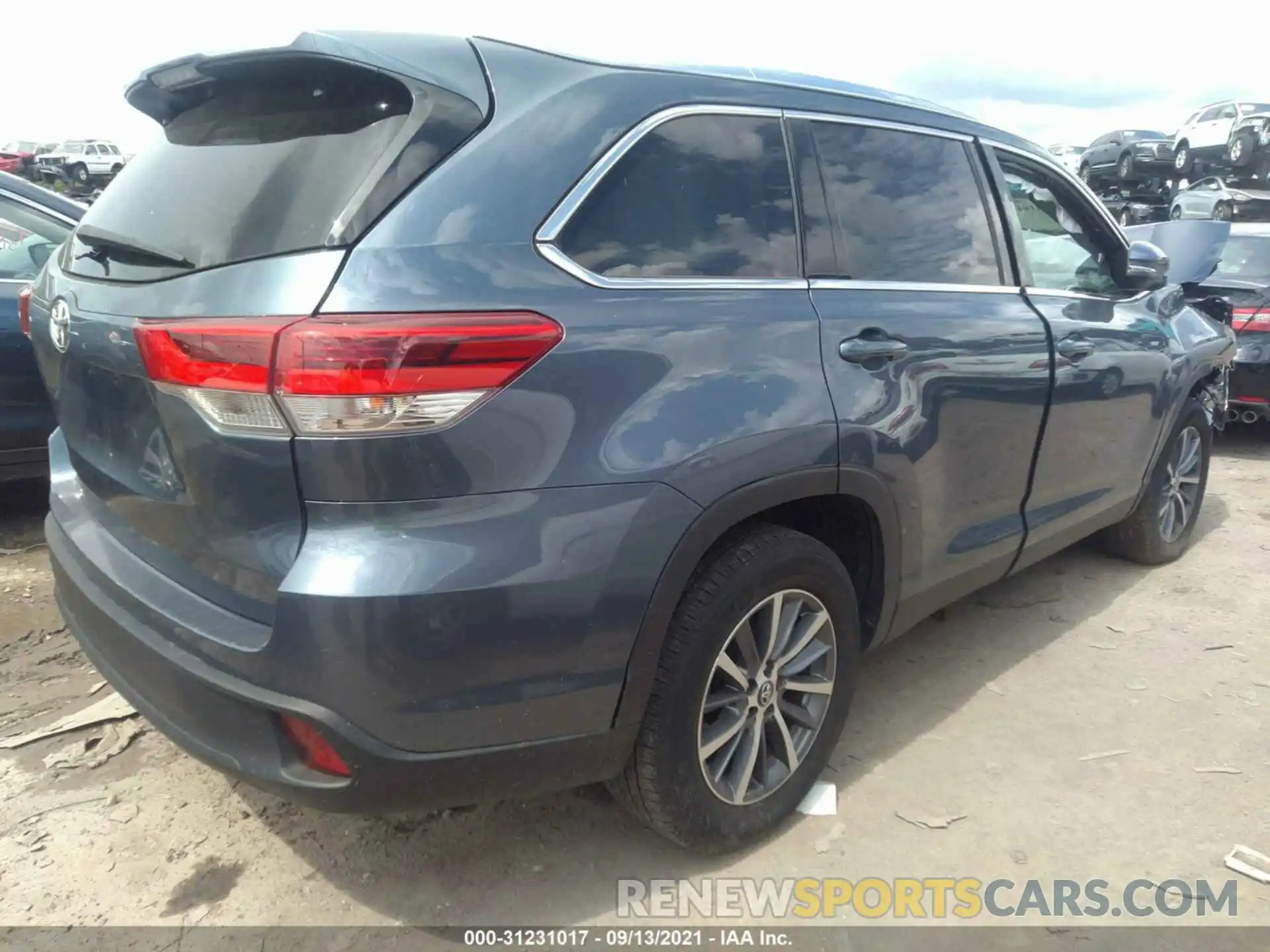 4 Фотография поврежденного автомобиля 5TDKZRFH6KS342603 TOYOTA HIGHLANDER 2019