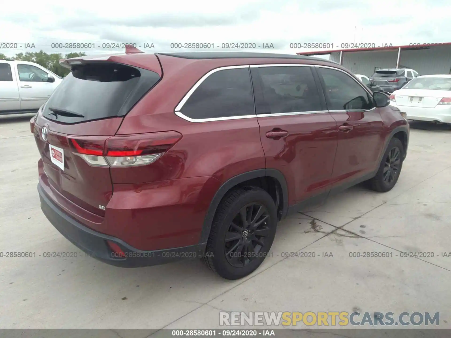 4 Фотография поврежденного автомобиля 5TDKZRFH6KS354525 TOYOTA HIGHLANDER 2019